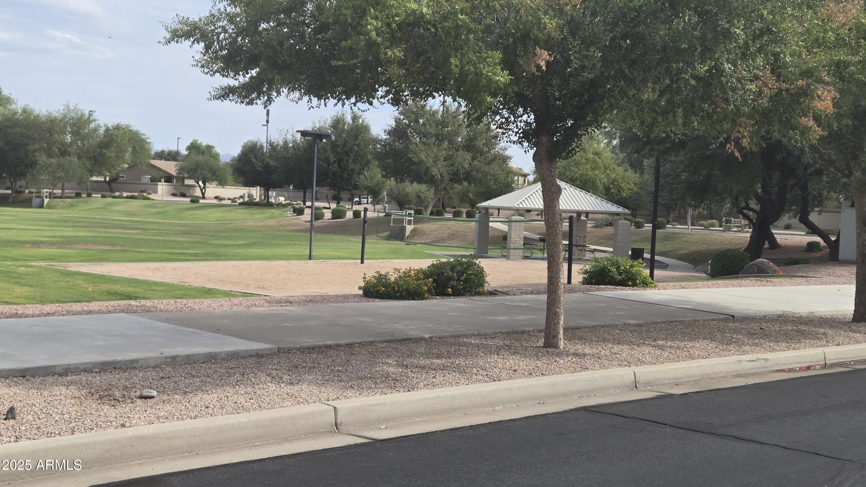 4018 E HARRISON Street