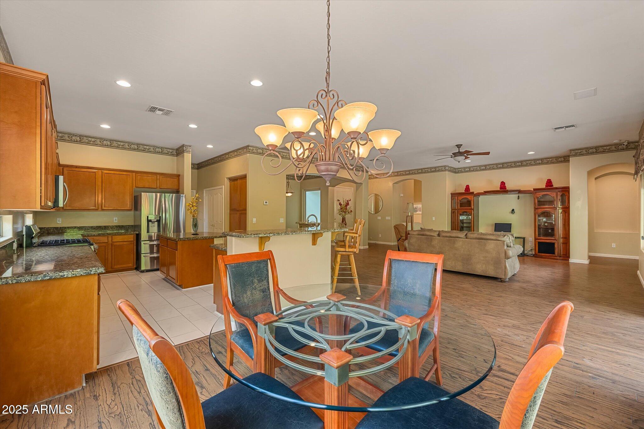 4018 E HARRISON Street