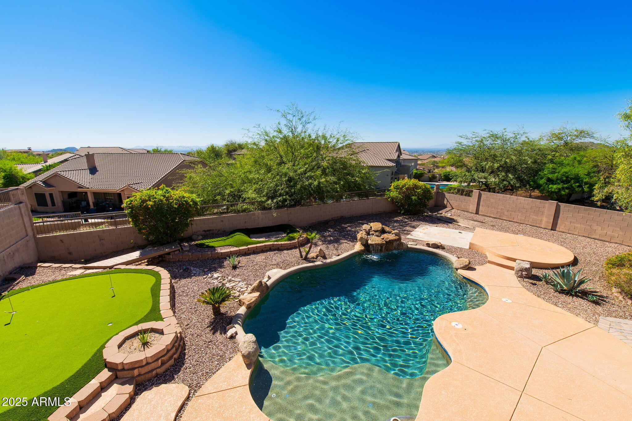 8219 E TESORO Circle