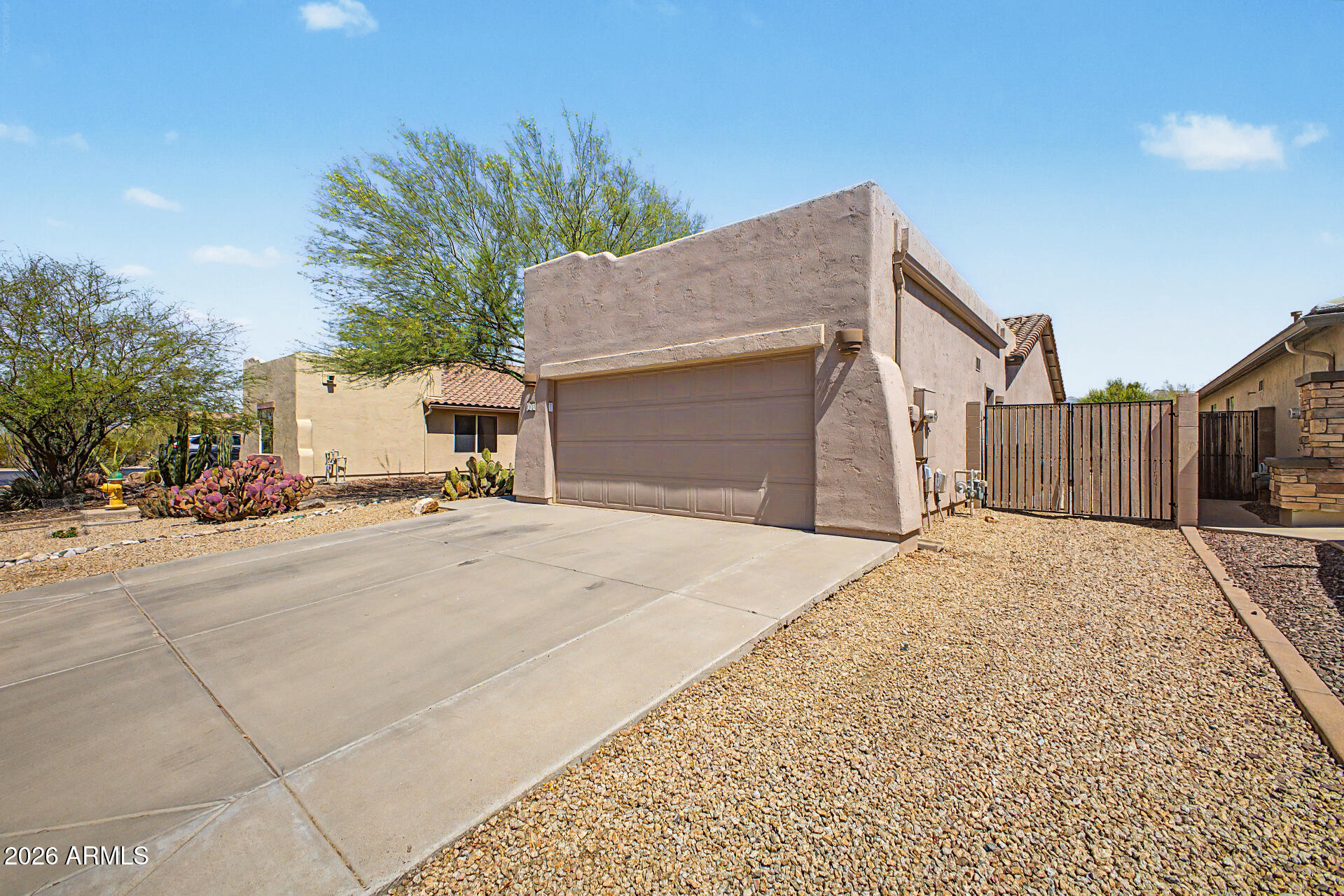 10424 E TRAILHEAD Court
