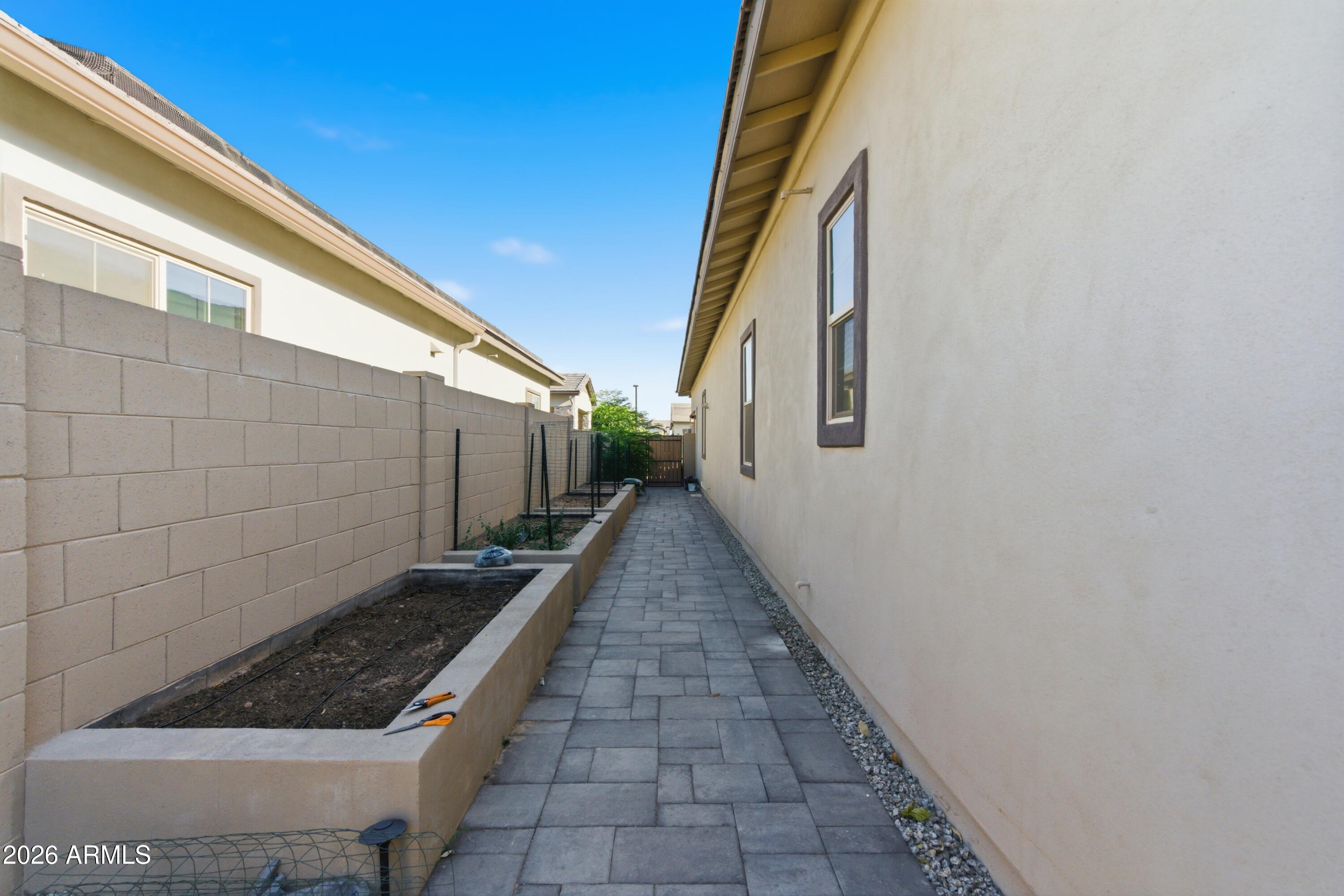 WATERSTON NORTH PHASE 1 - Residential