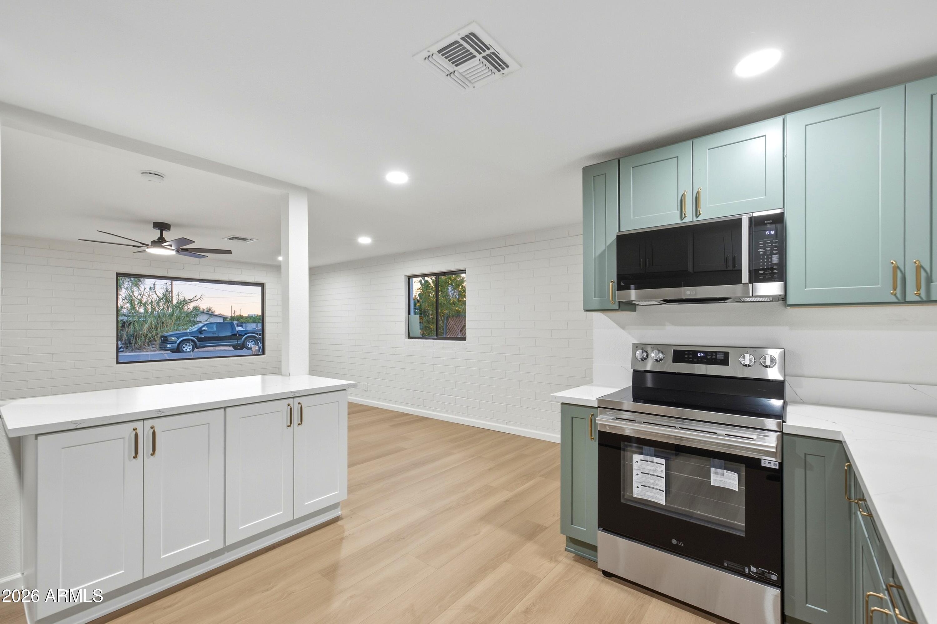 2930 E GRANADA Road