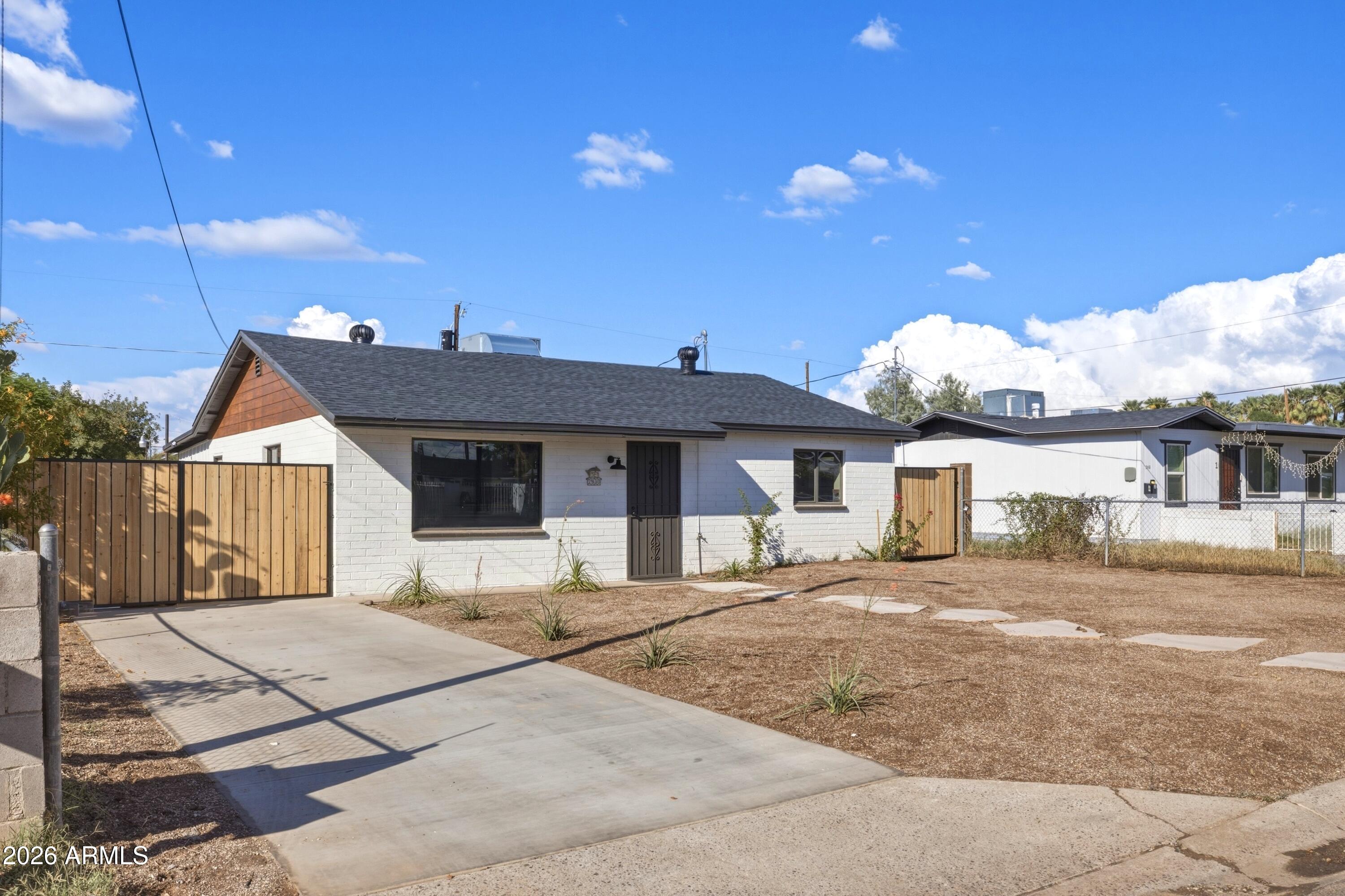 2930 E GRANADA Road