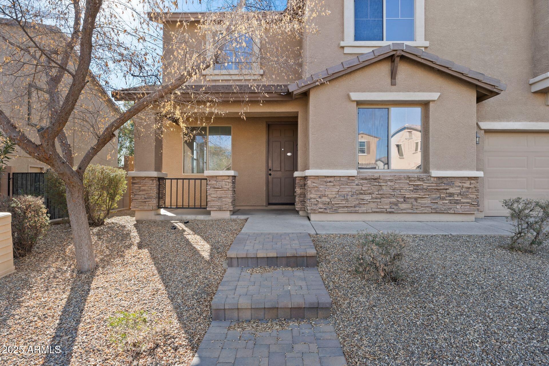15611 W CAMERON Drive