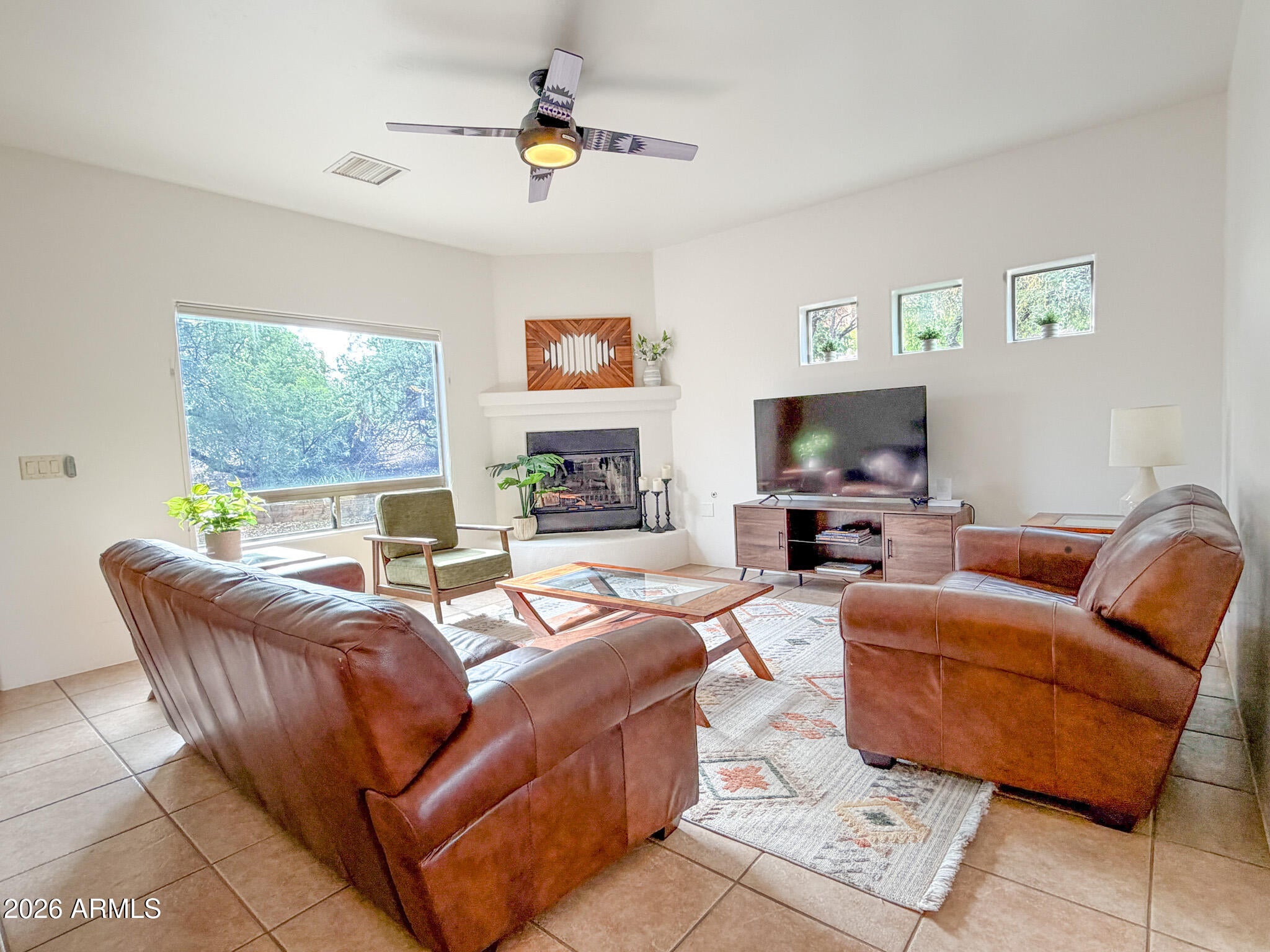 5600 N Laura Lane