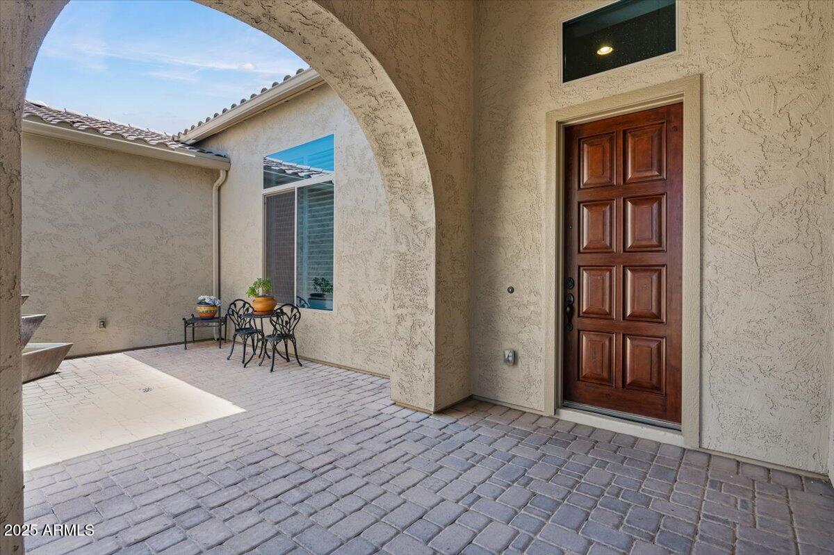3663 E STRAWBERRY Drive