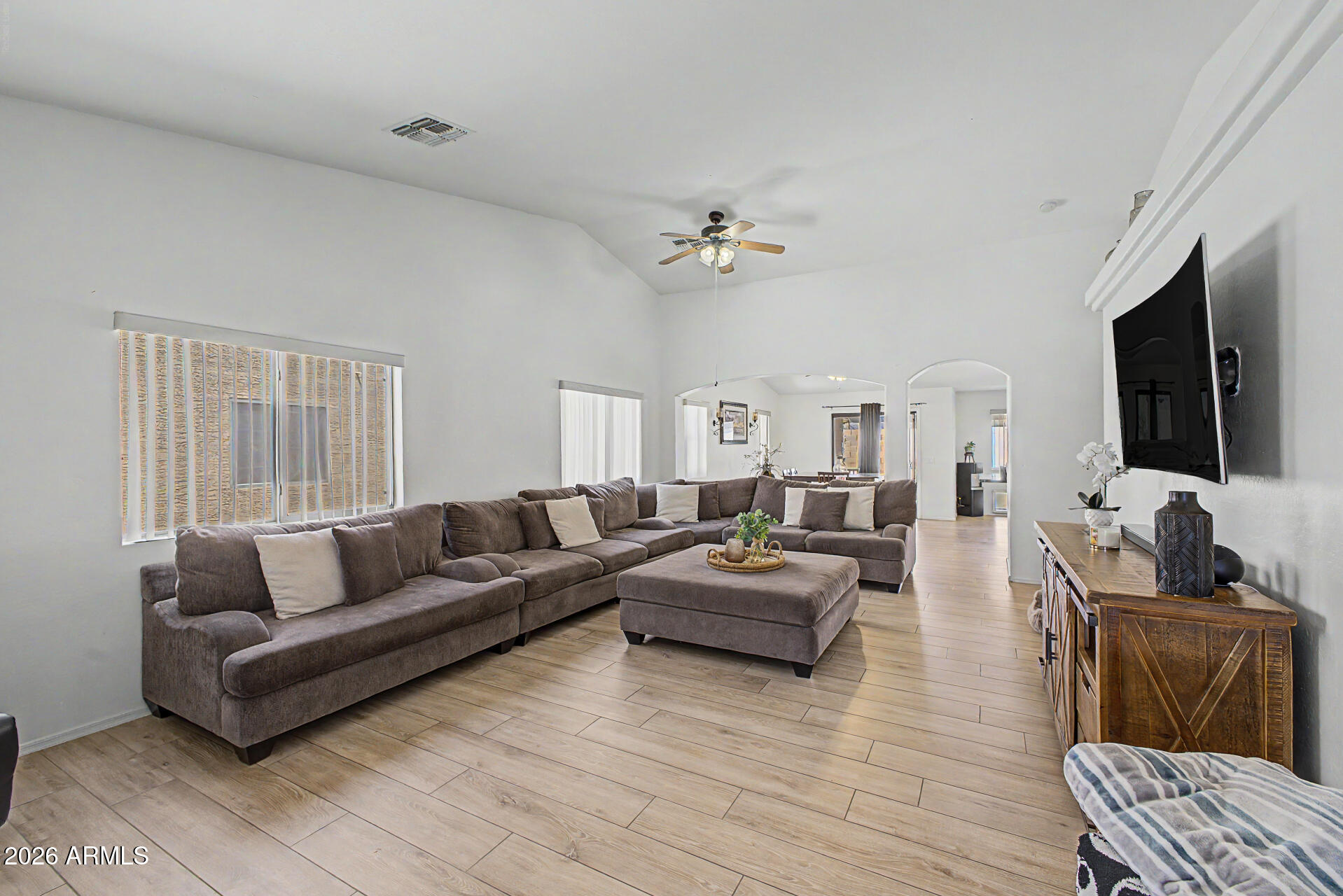 3434 W SUNLAND Avenue