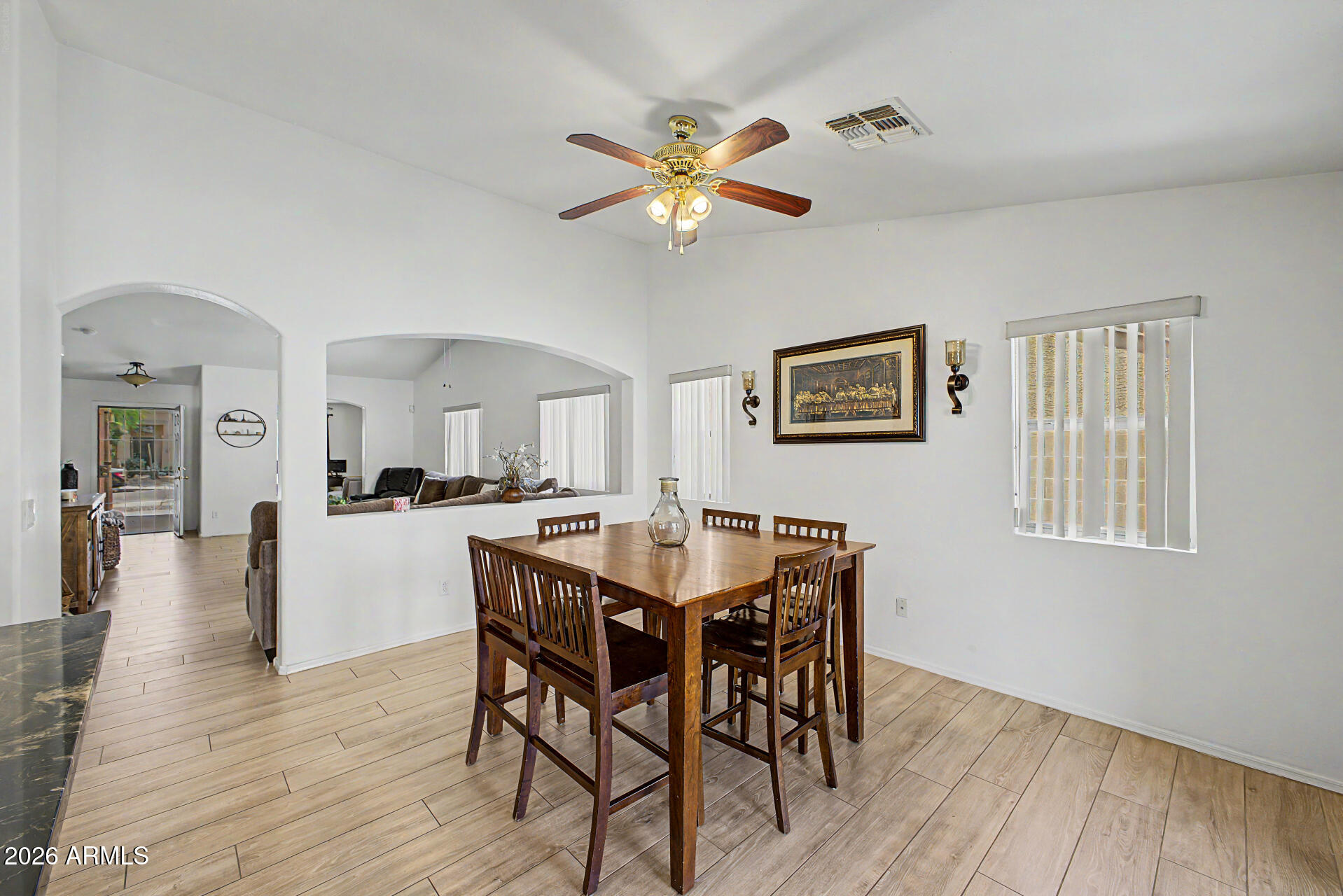 3434 W SUNLAND Avenue