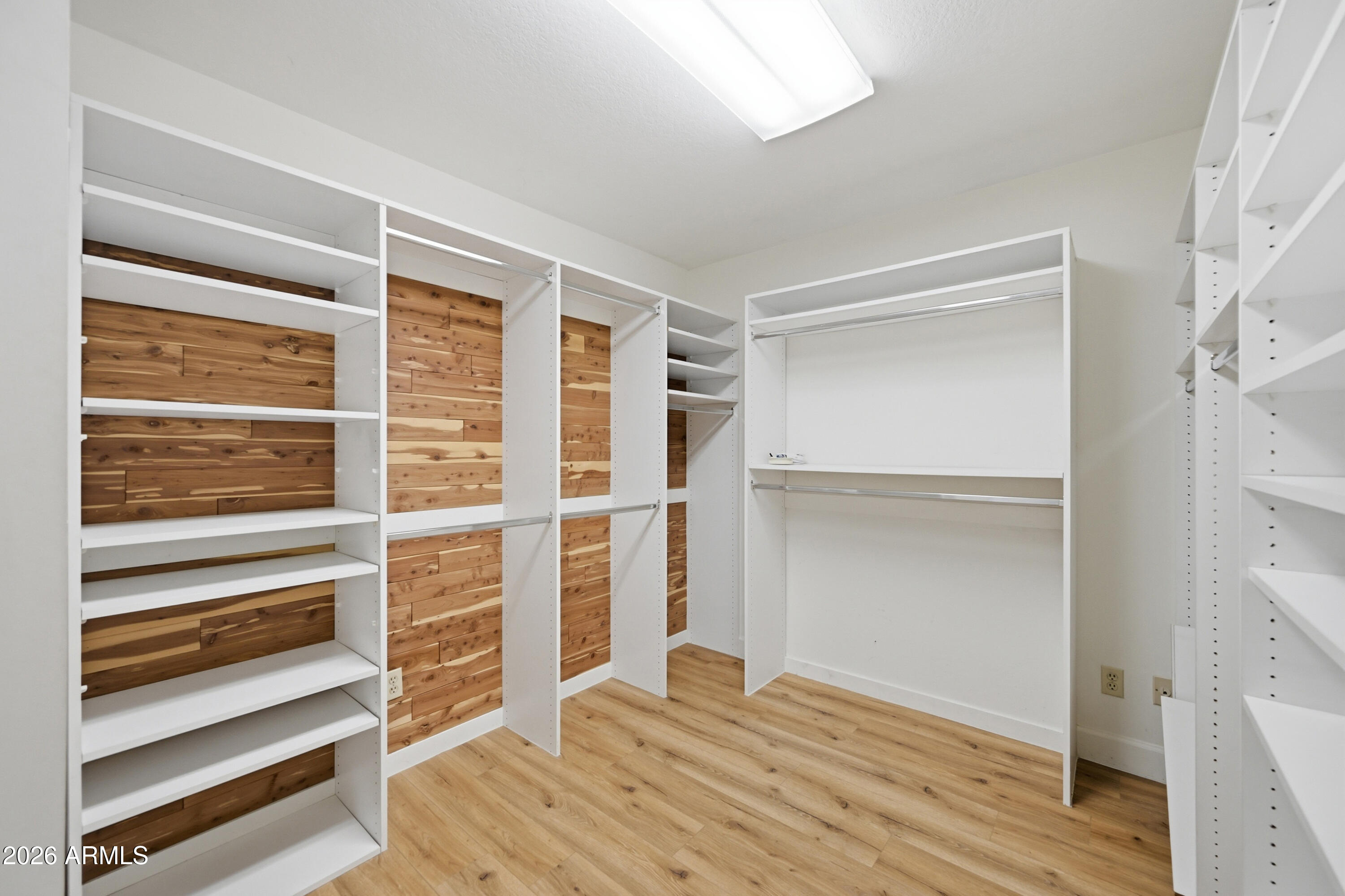 TAMI ESTATES - Residential