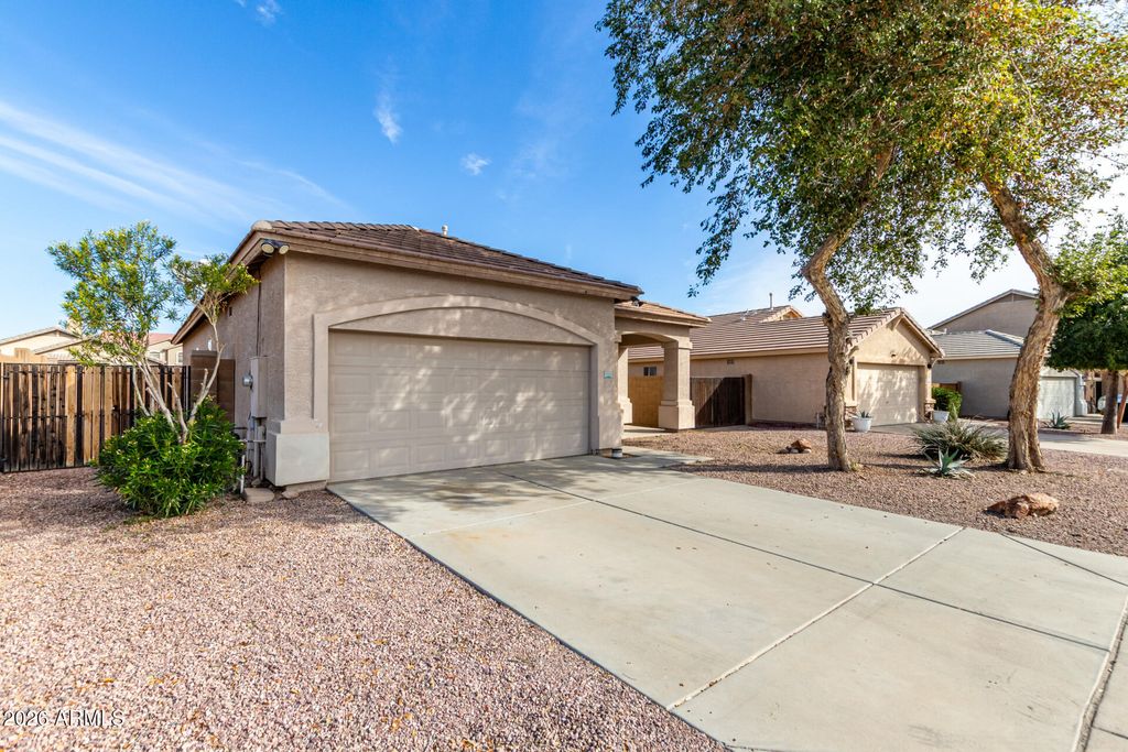 Photo of 12650 W Columbus Avenue, Avondale, AZ 85392 (MLS # 6977883)
