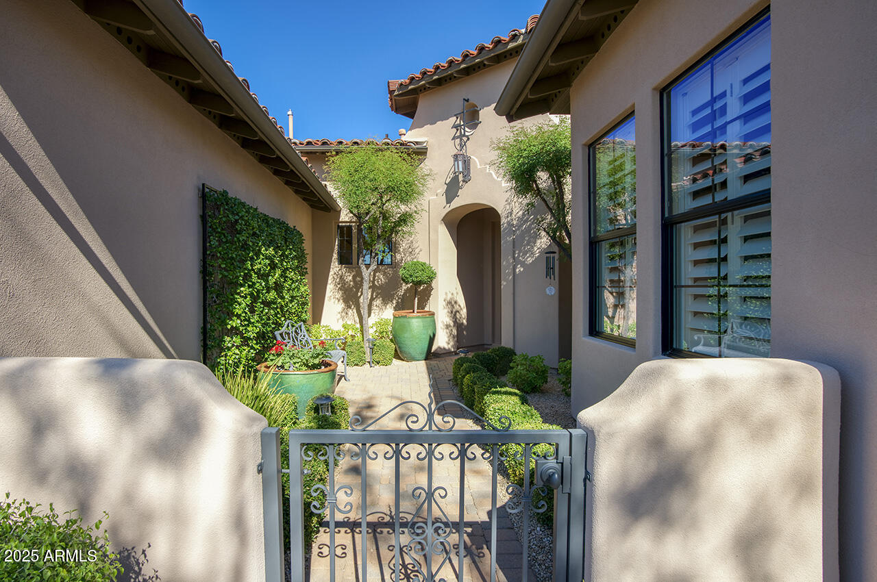 9190 E Hoverland Road