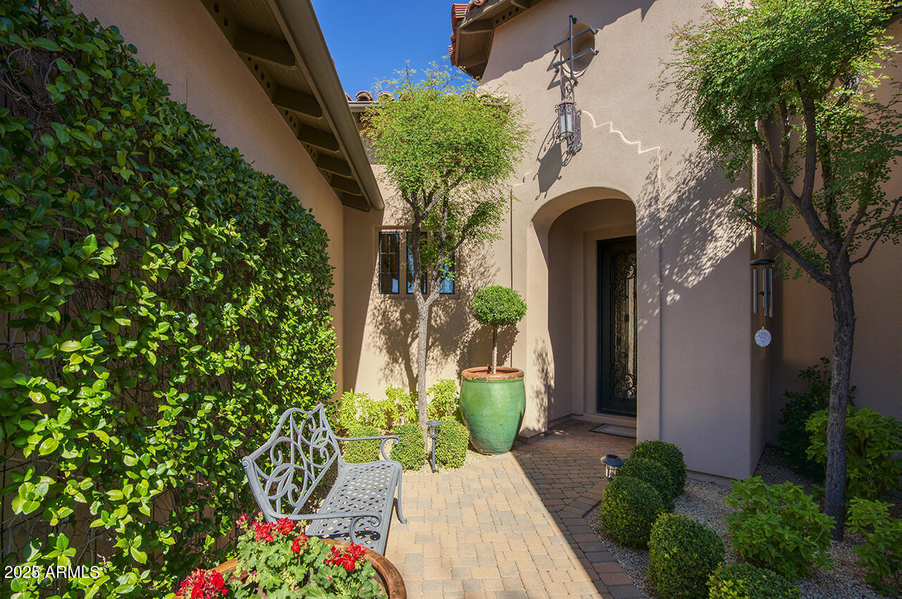 9190 E Hoverland Road