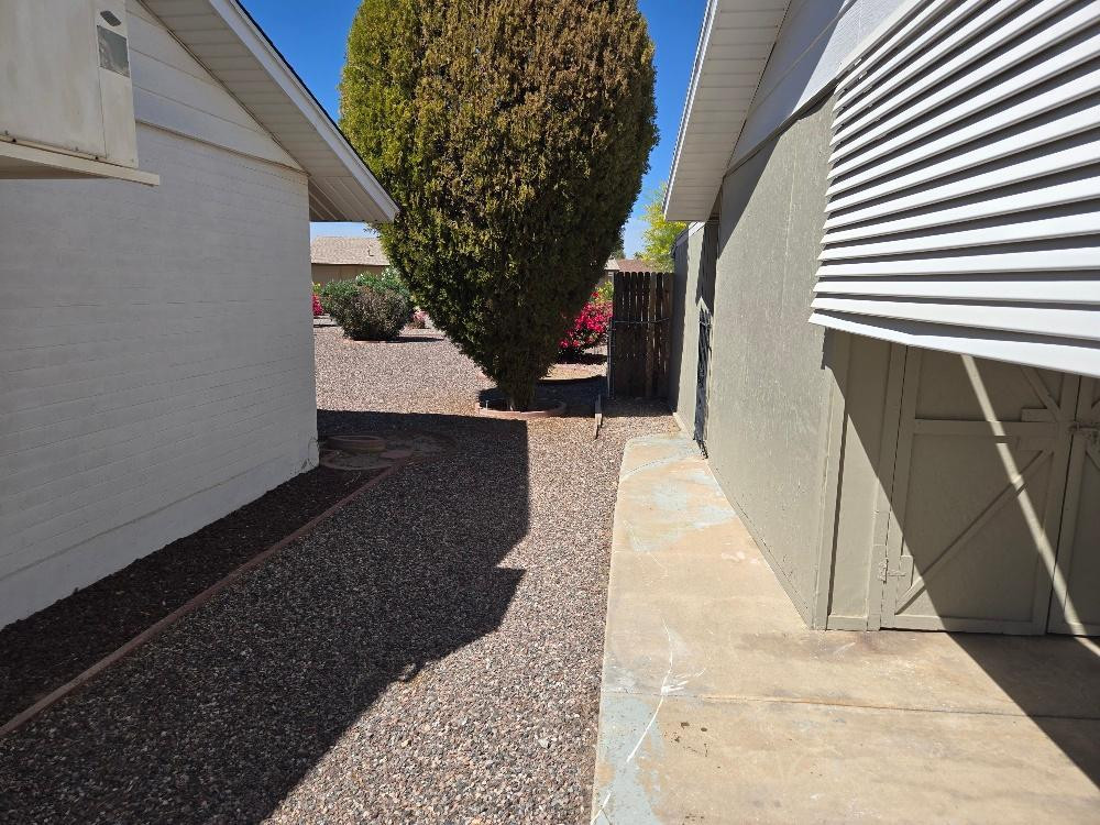 10166 W Cinnebar Avenue