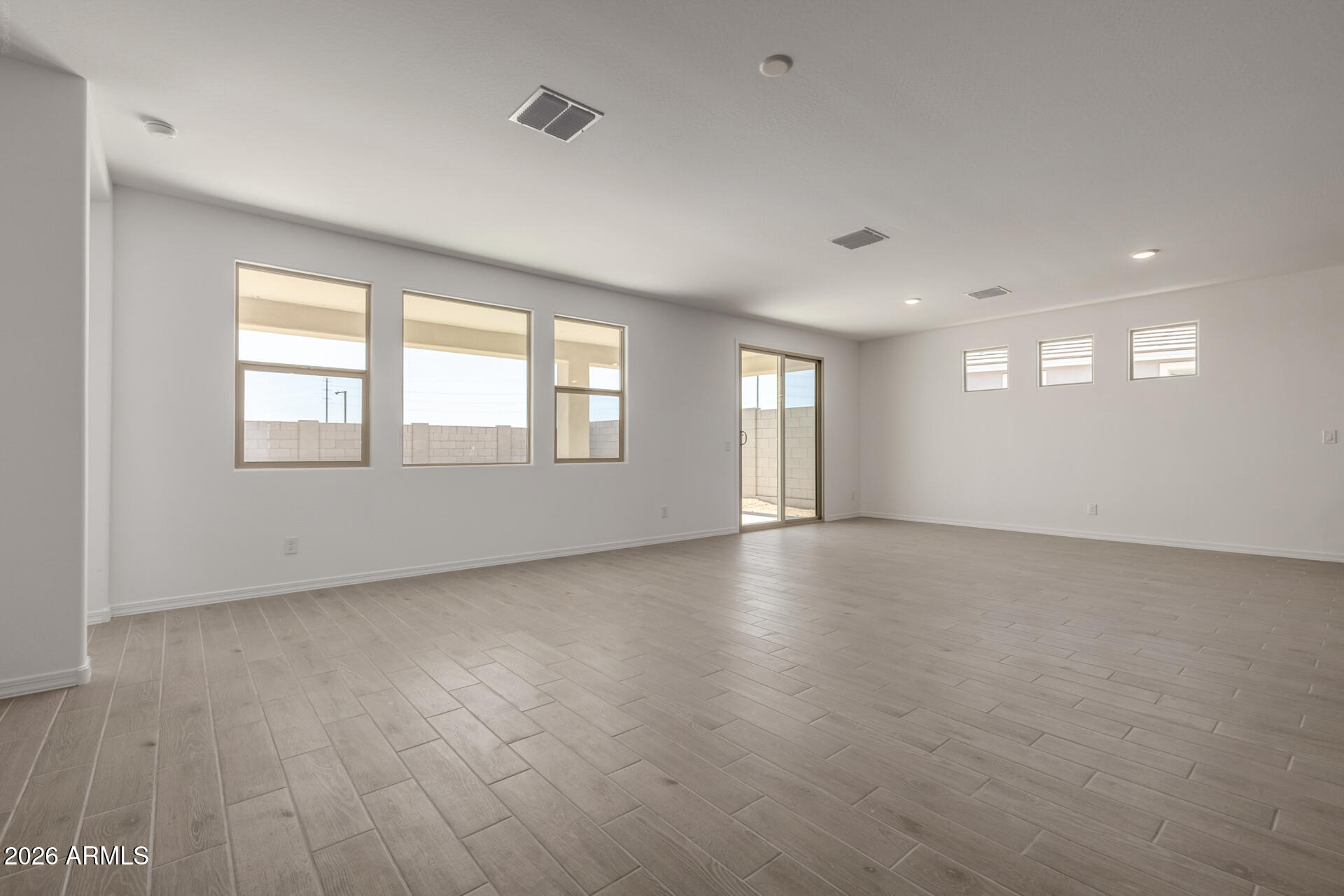 18561 W TOHONO Drive