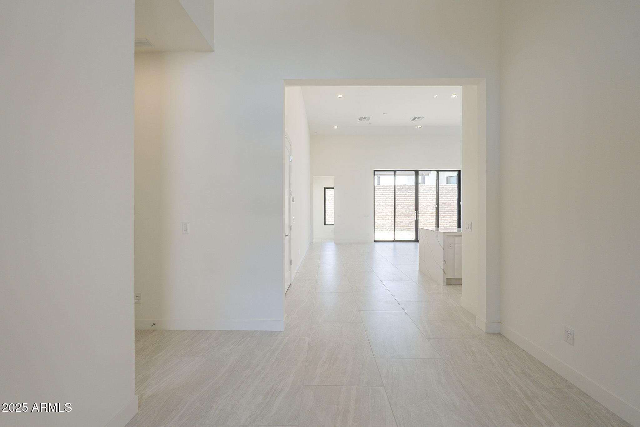 14125 E HIGHLAND Avenue