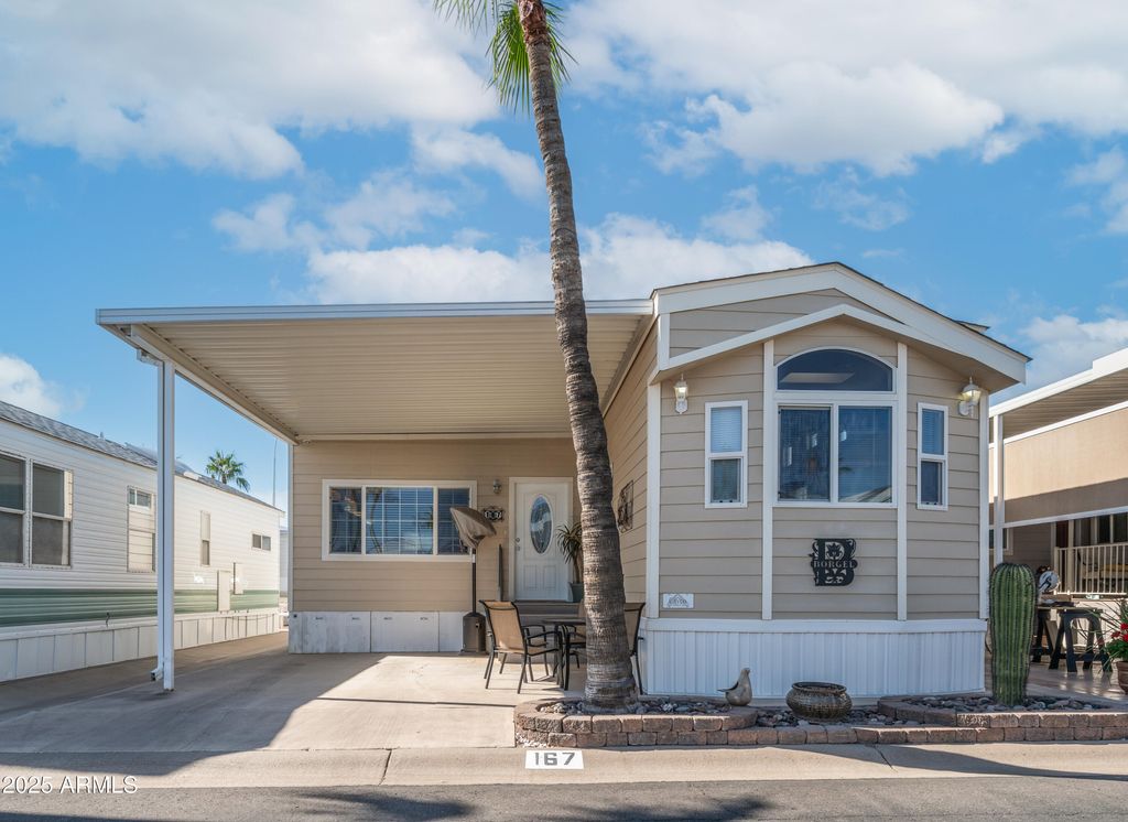 Photo of 167 Limestone Drive #167, Apache Junction, AZ 85119 (MLS # 6946478)