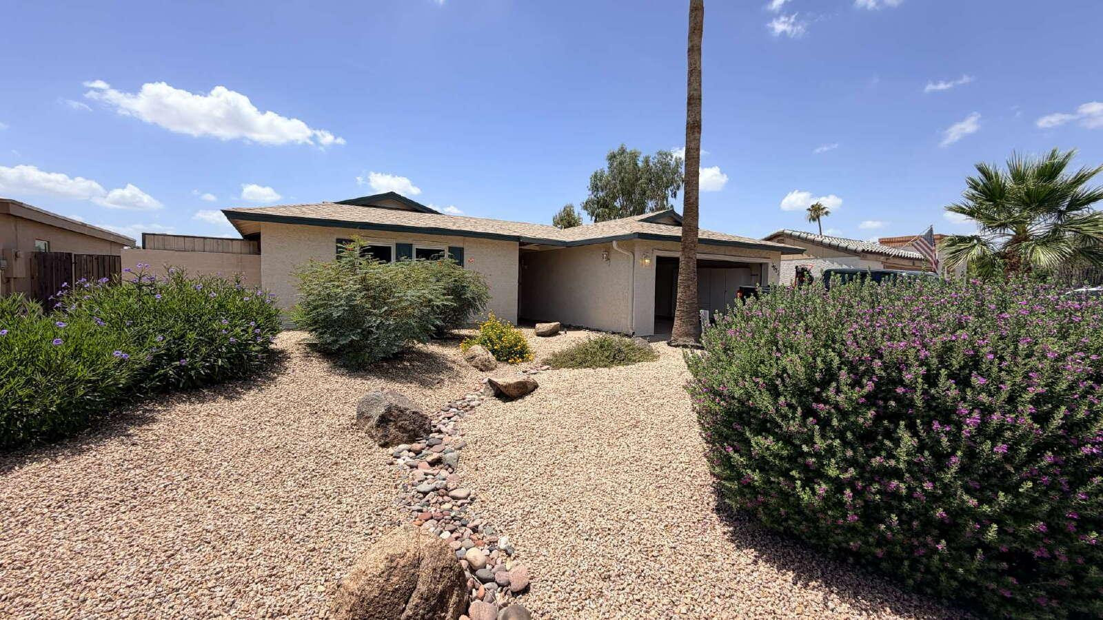 3827 E Larkspur Drive