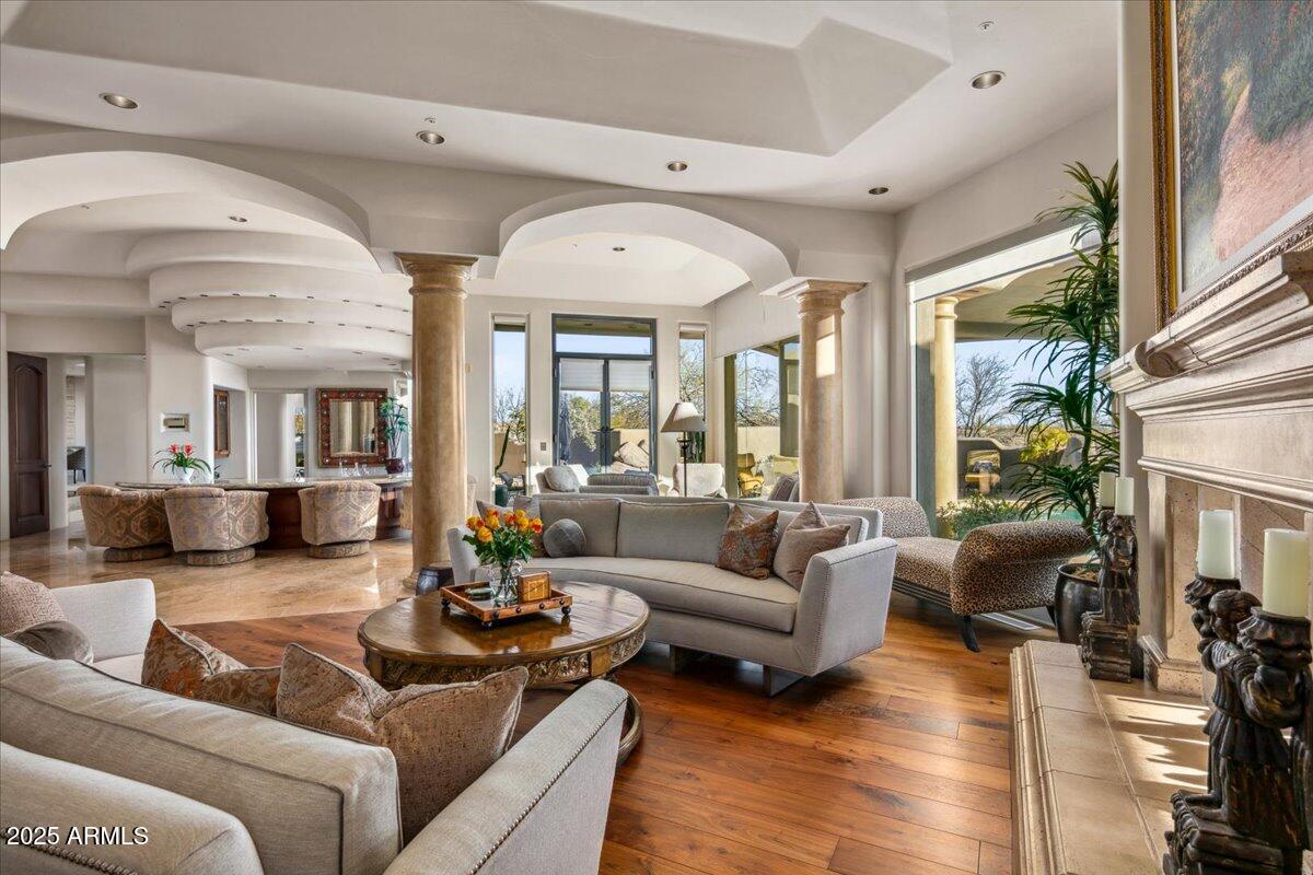 DESERT MOUNTAIN - Residential