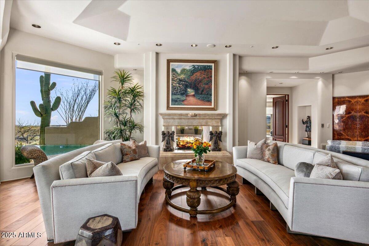 DESERT MOUNTAIN - Residential