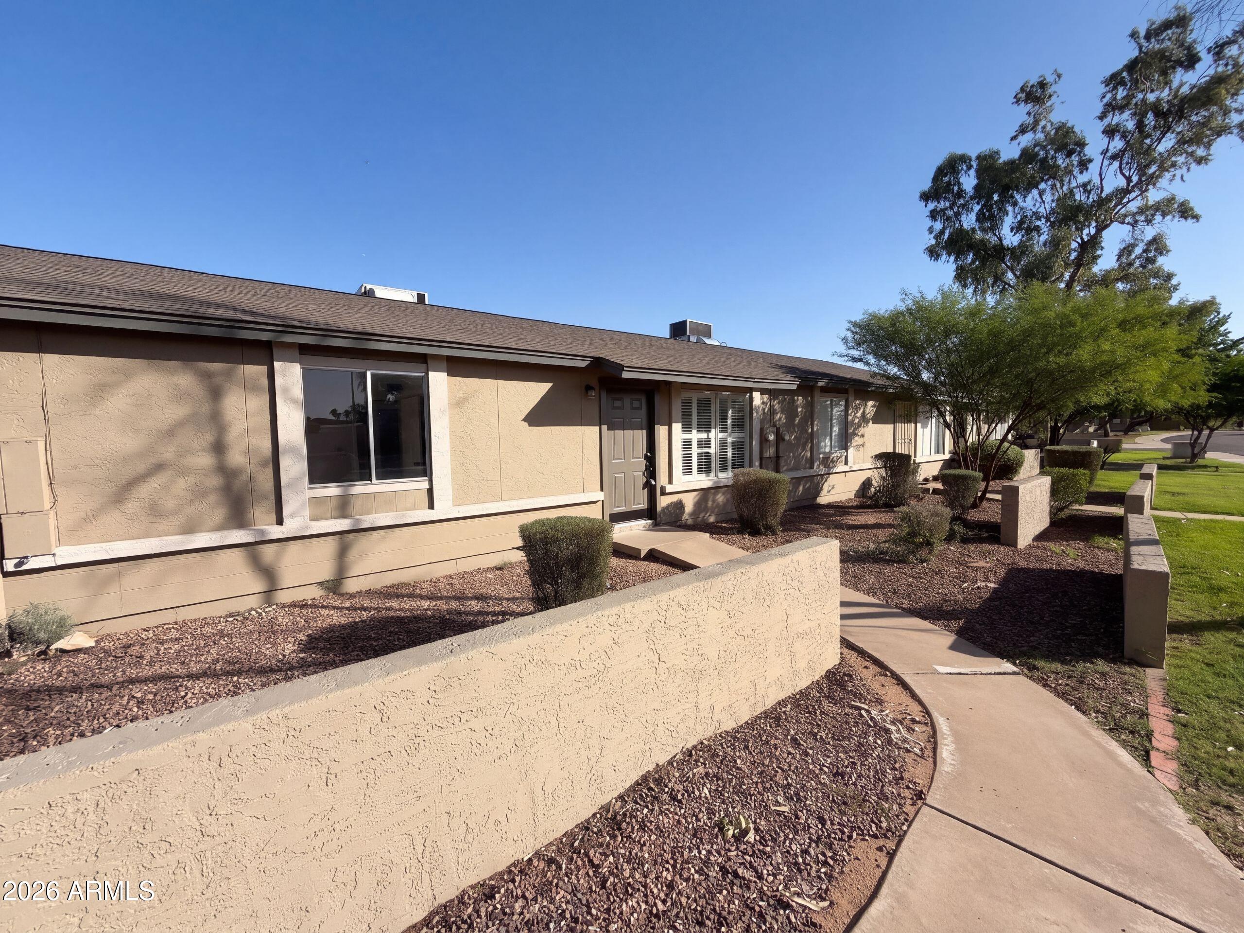 6711 W OSBORN Road 90