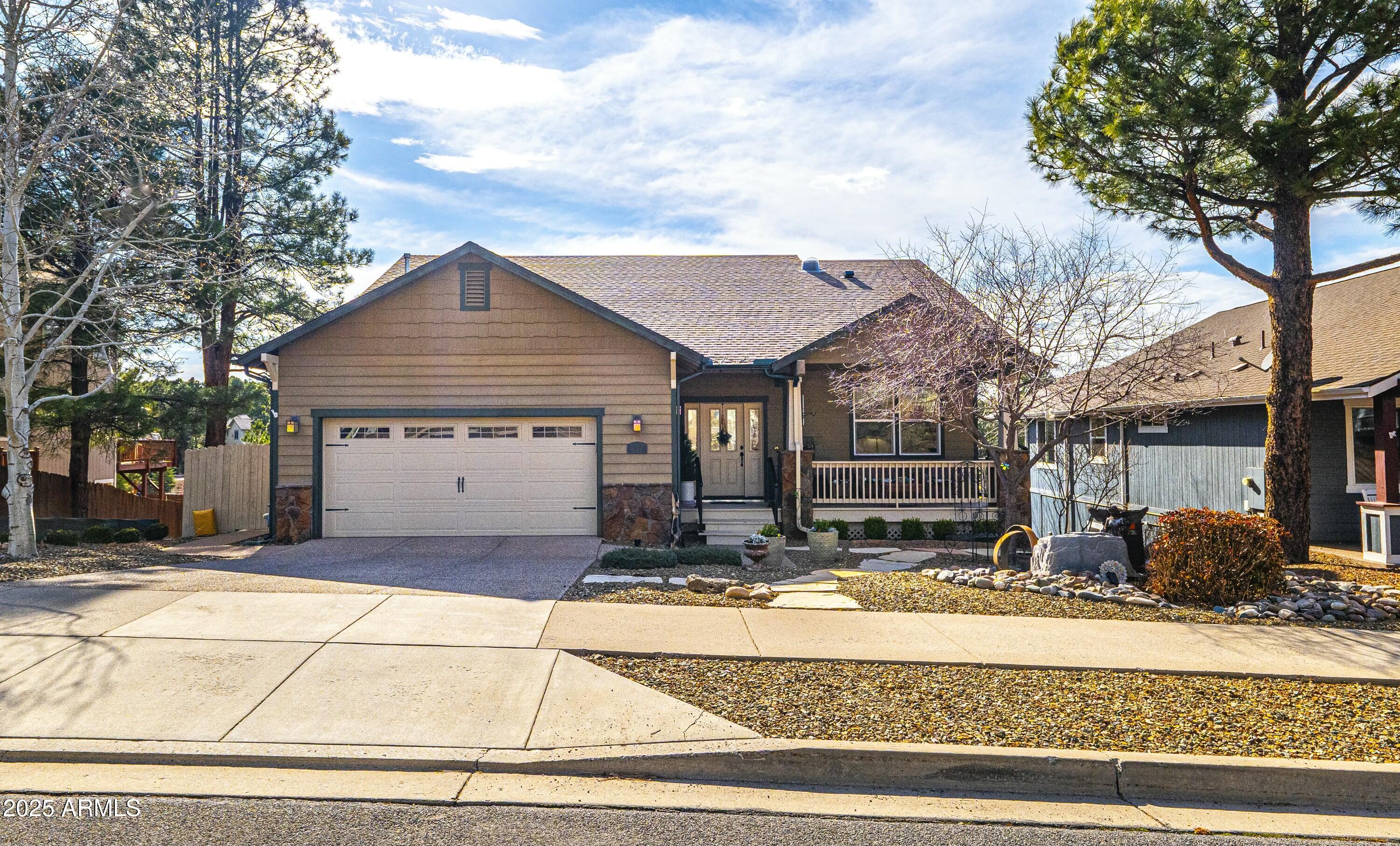 417 W Wulfenite Road