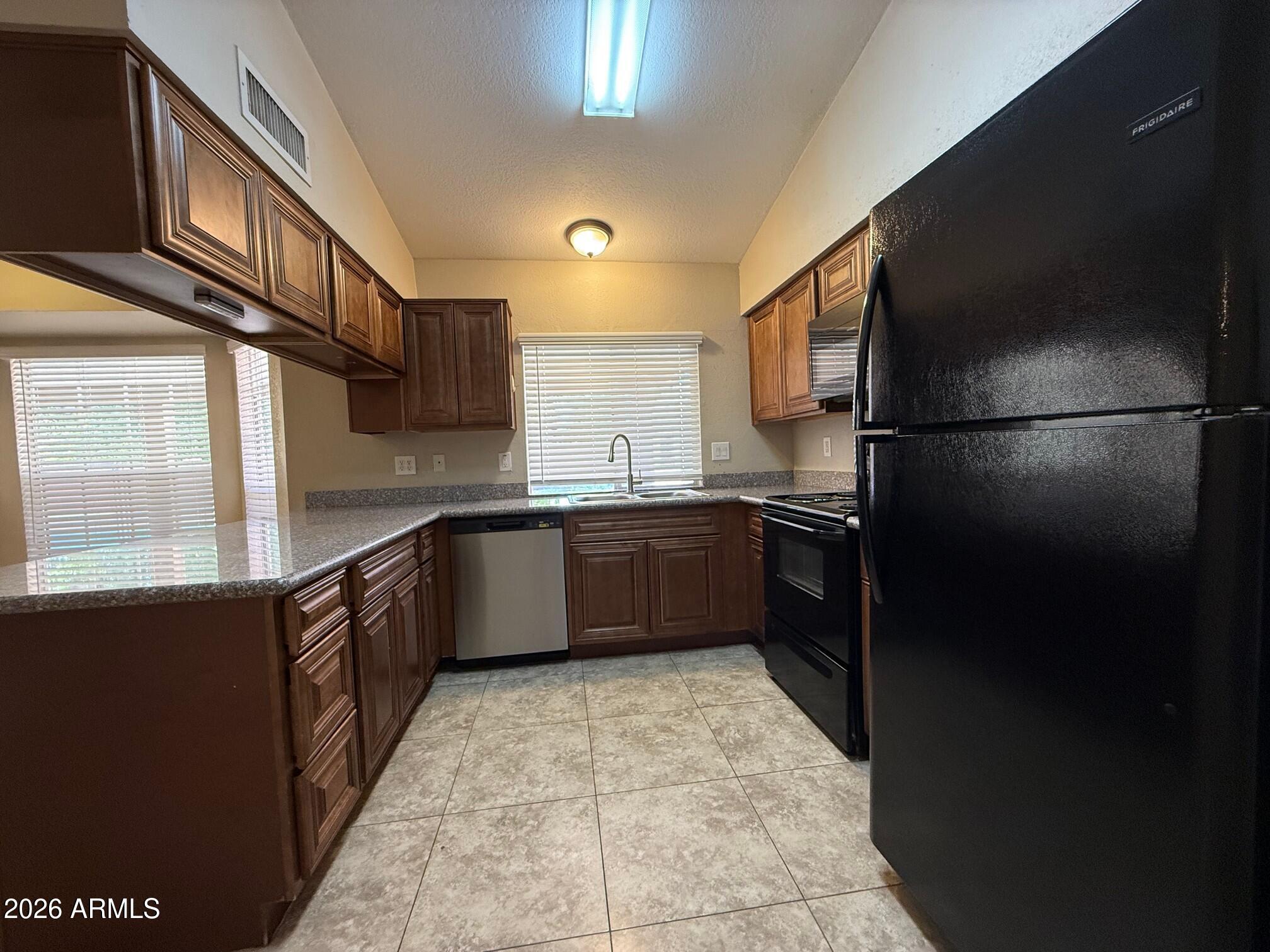 3916 W VILLA RITA Drive