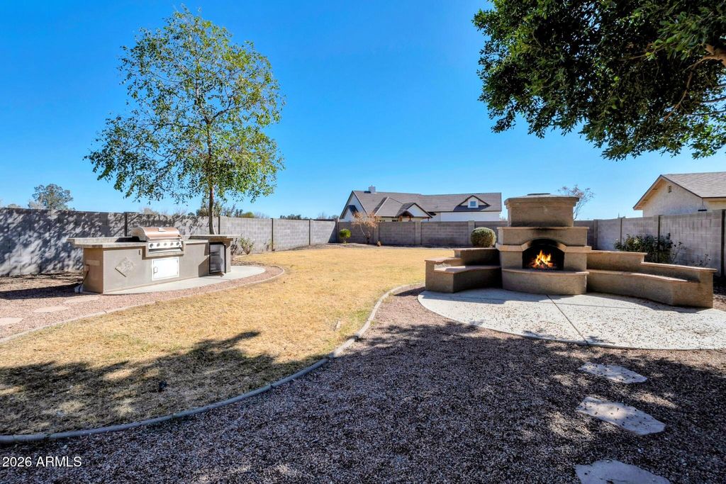 Photo of 2011 E Andalusian Loop, San Tan Valley, AZ 85140 (MLS # 6969770)