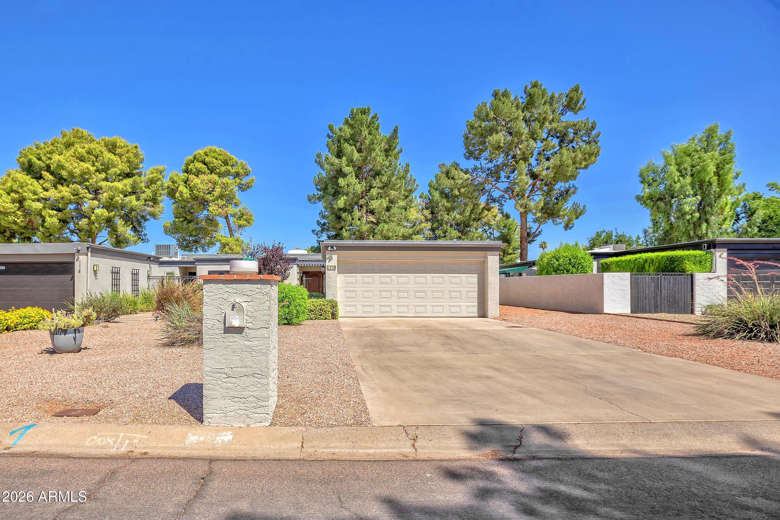 110 W TAM OSHANTER Drive