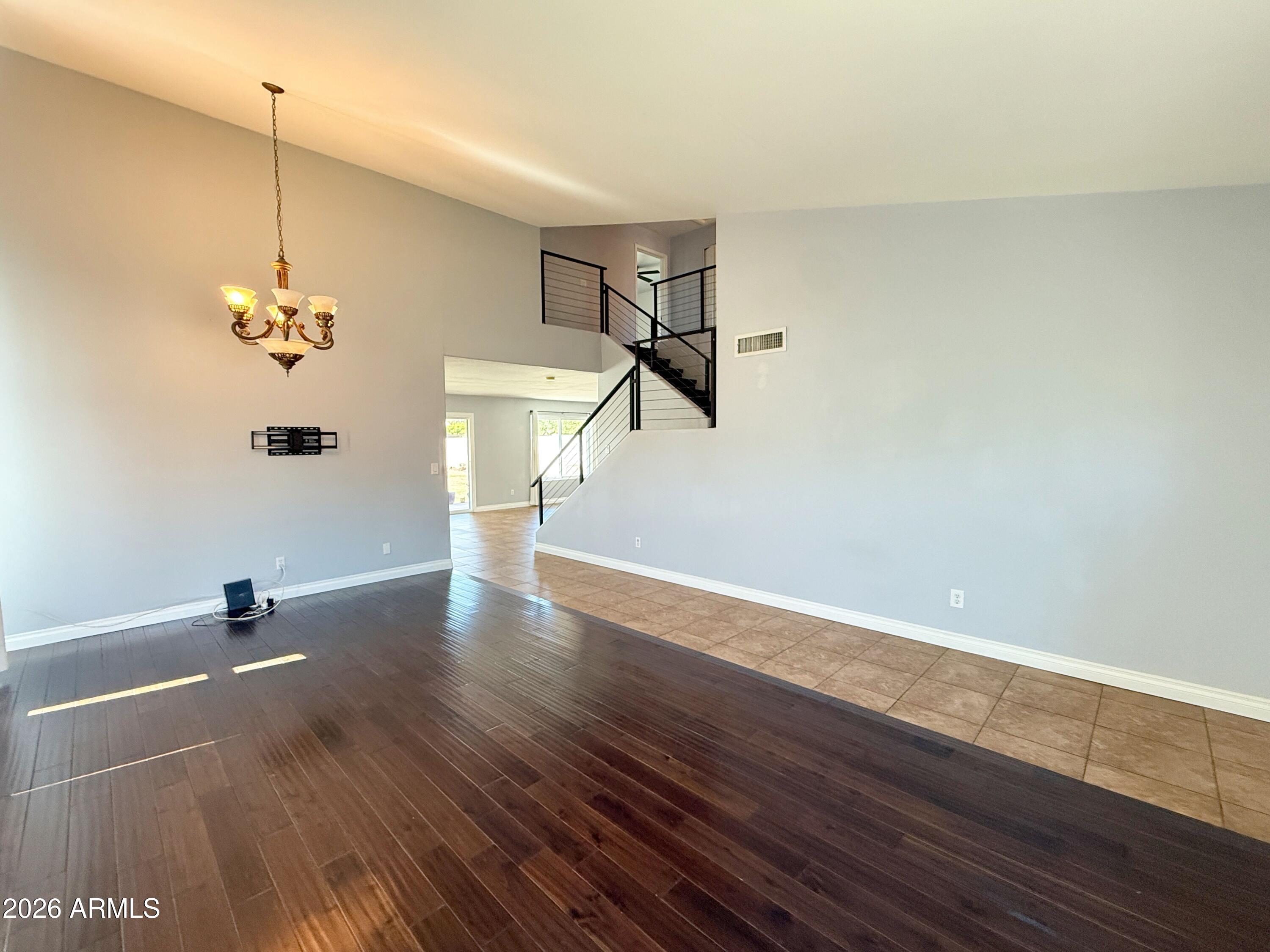 1249 W Kelly Lane