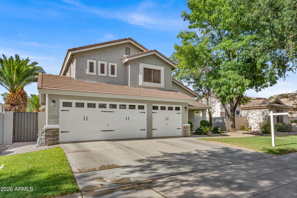Photo of 3334 E Washington Avenue, Gilbert, AZ 85234 (MLS # 7028655)