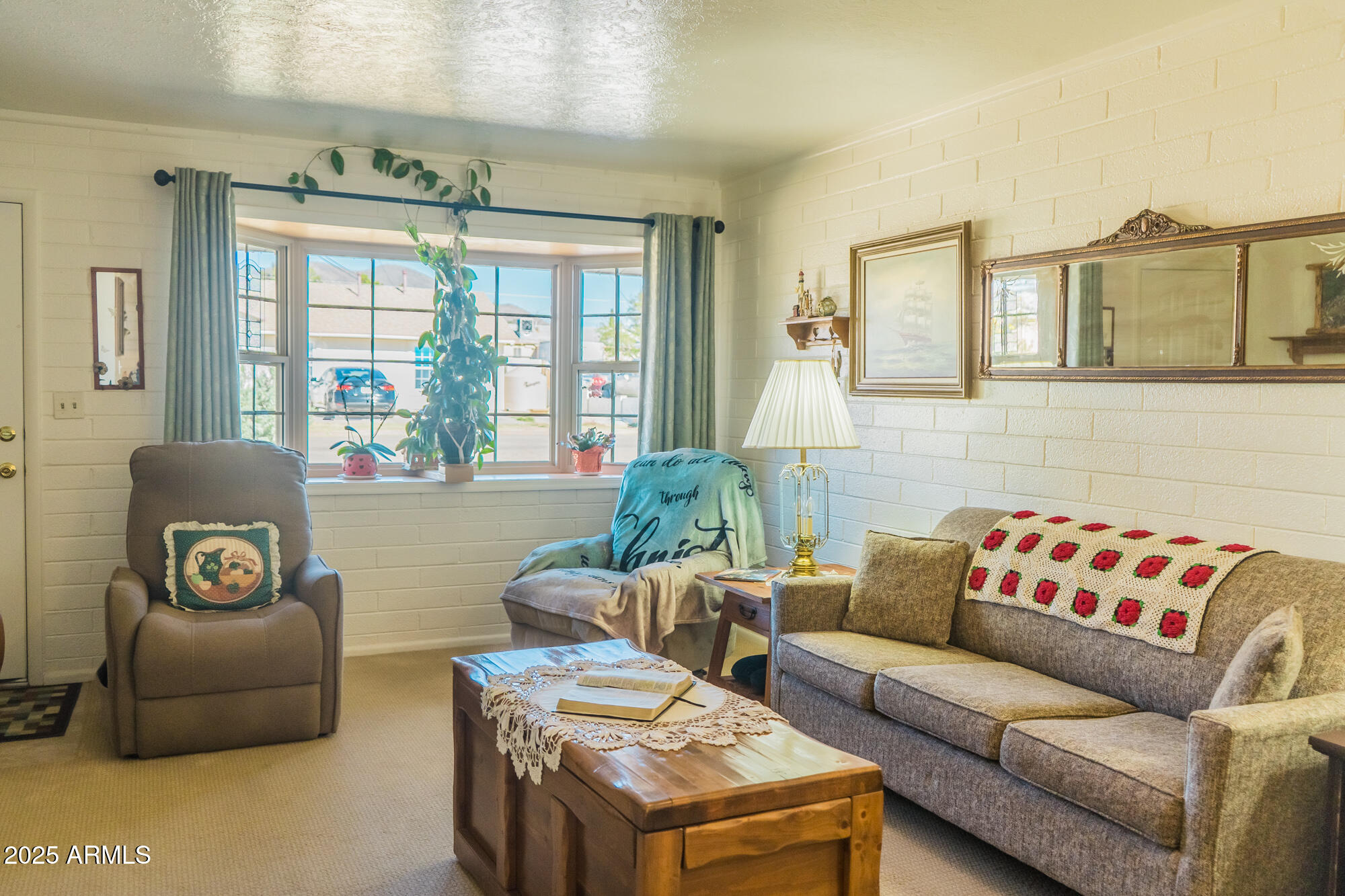 101 E TURQUOISE Street