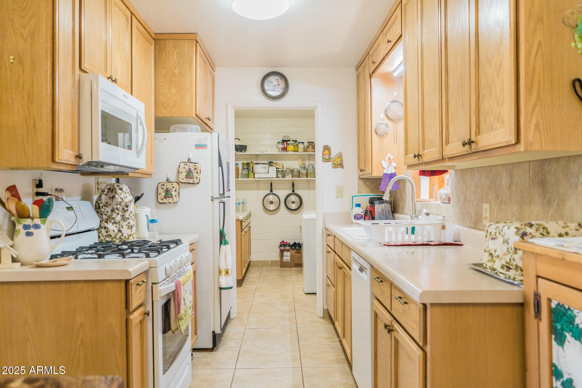 101 E TURQUOISE Street