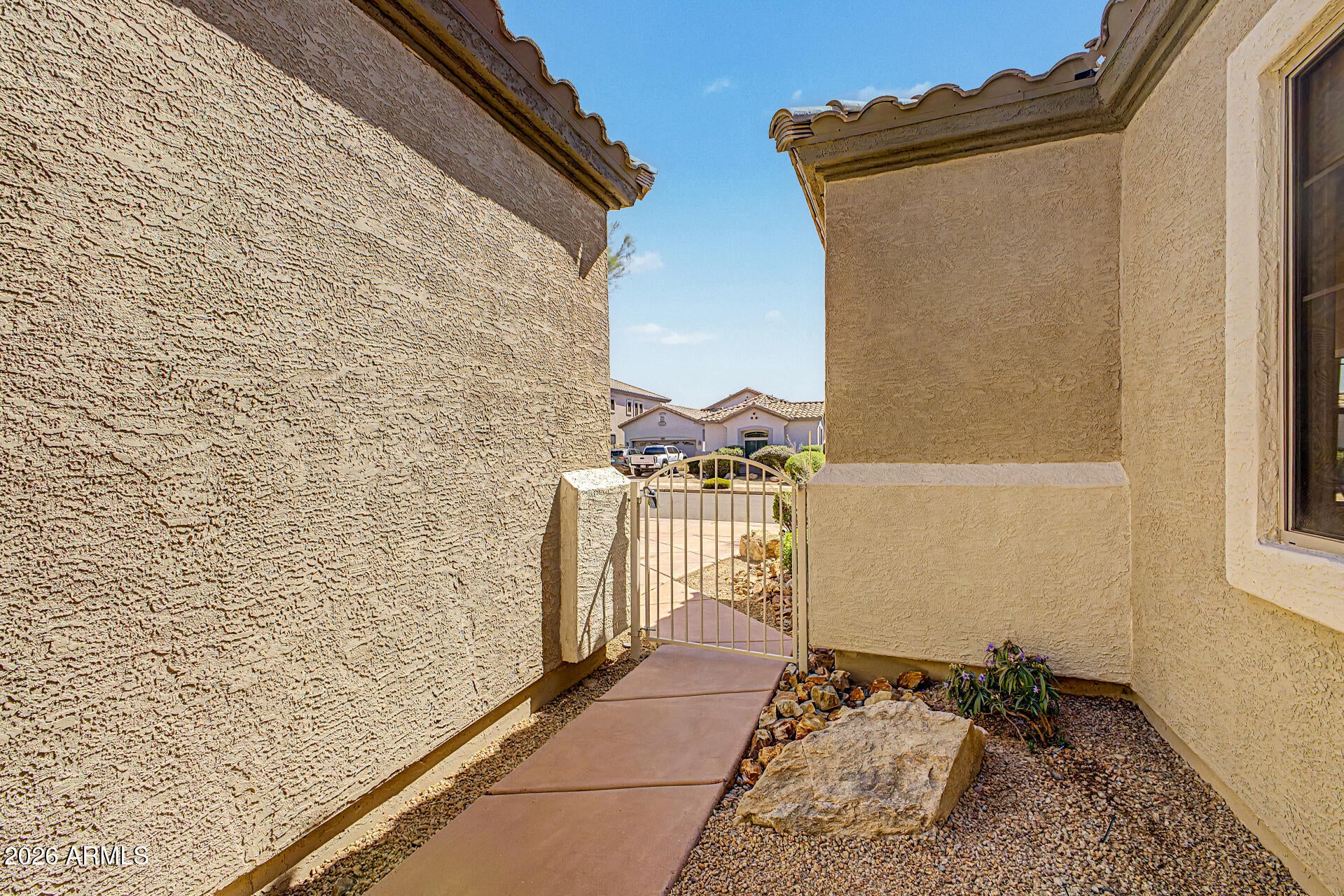3018 W EAGLE CLAW Drive