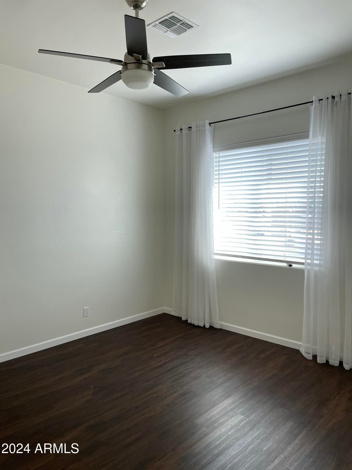 1941 W Lawrence Road Apt B