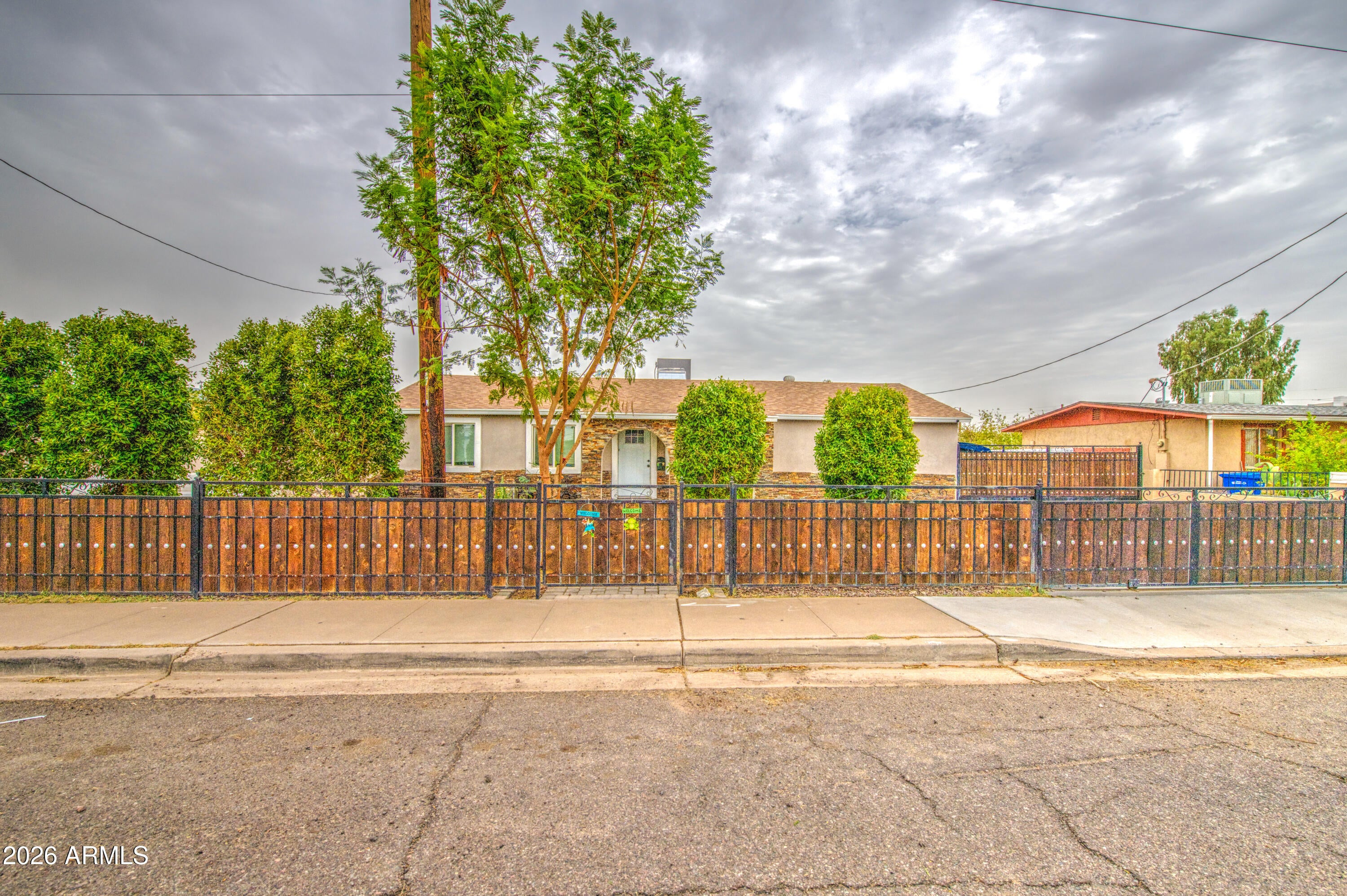 1514 E SHERIDAN Street