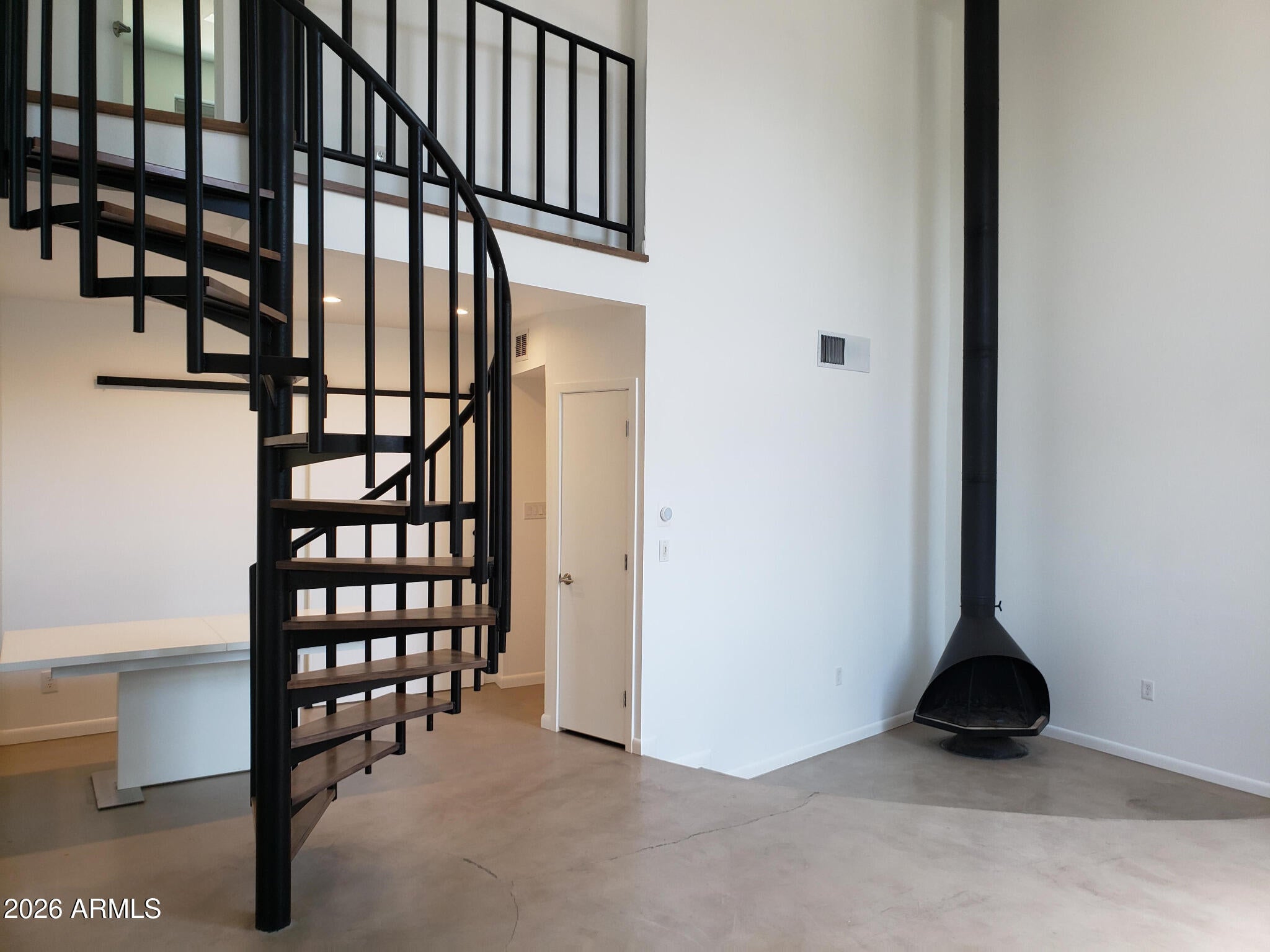 385 W PIERSON Street F3