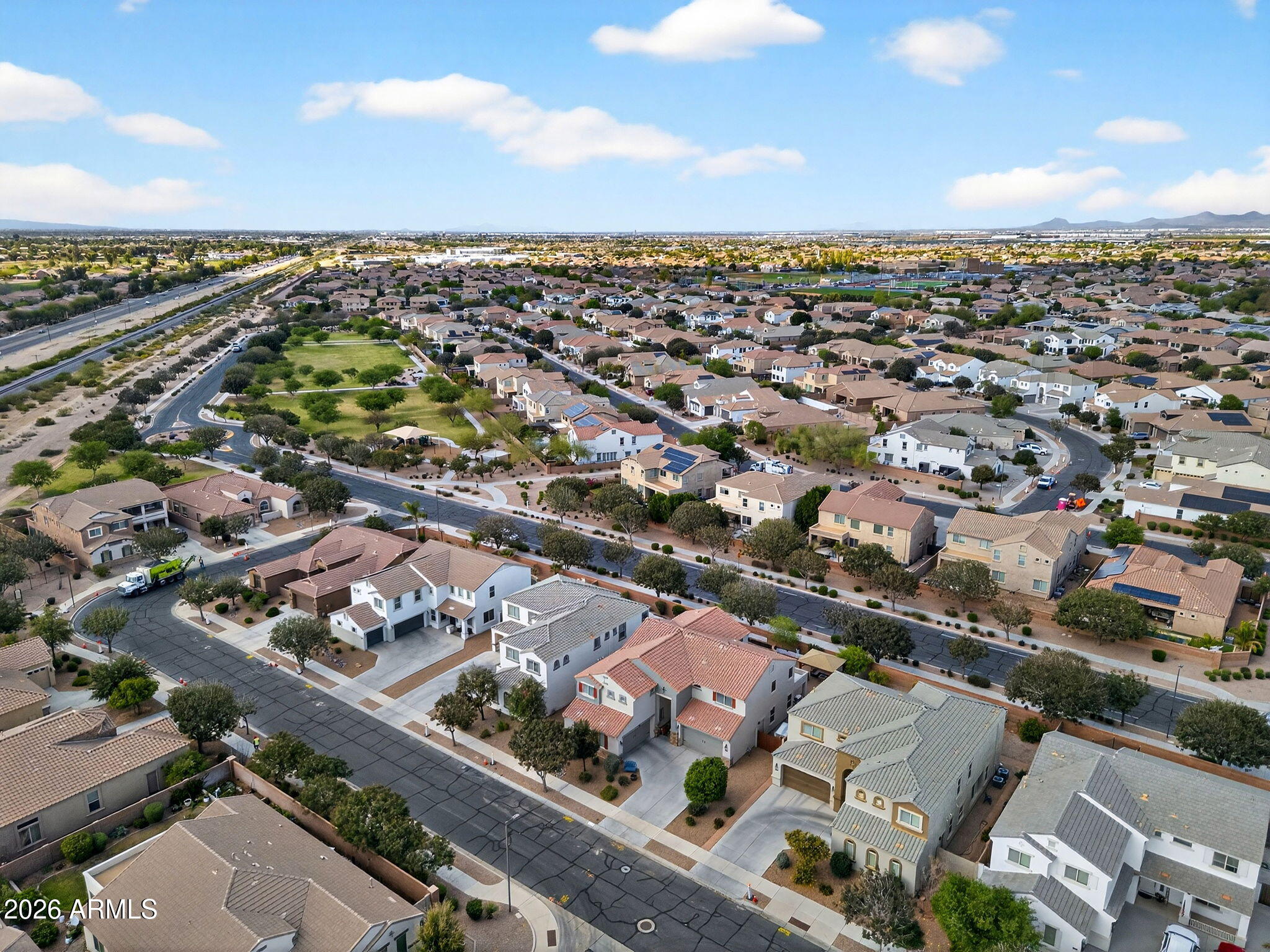 22324 E CAMINA PLATA --