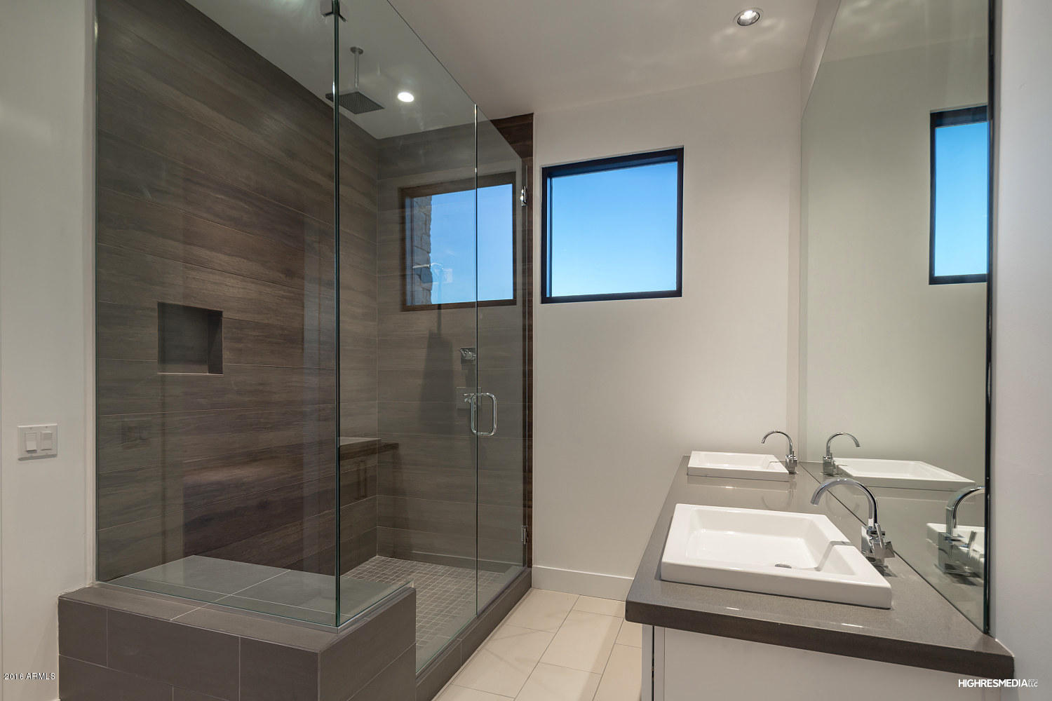 LINCOLN HEIGHTS - Residential