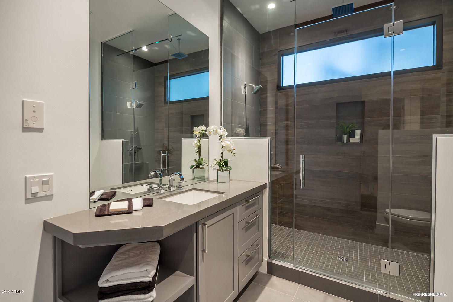 LINCOLN HEIGHTS - Residential