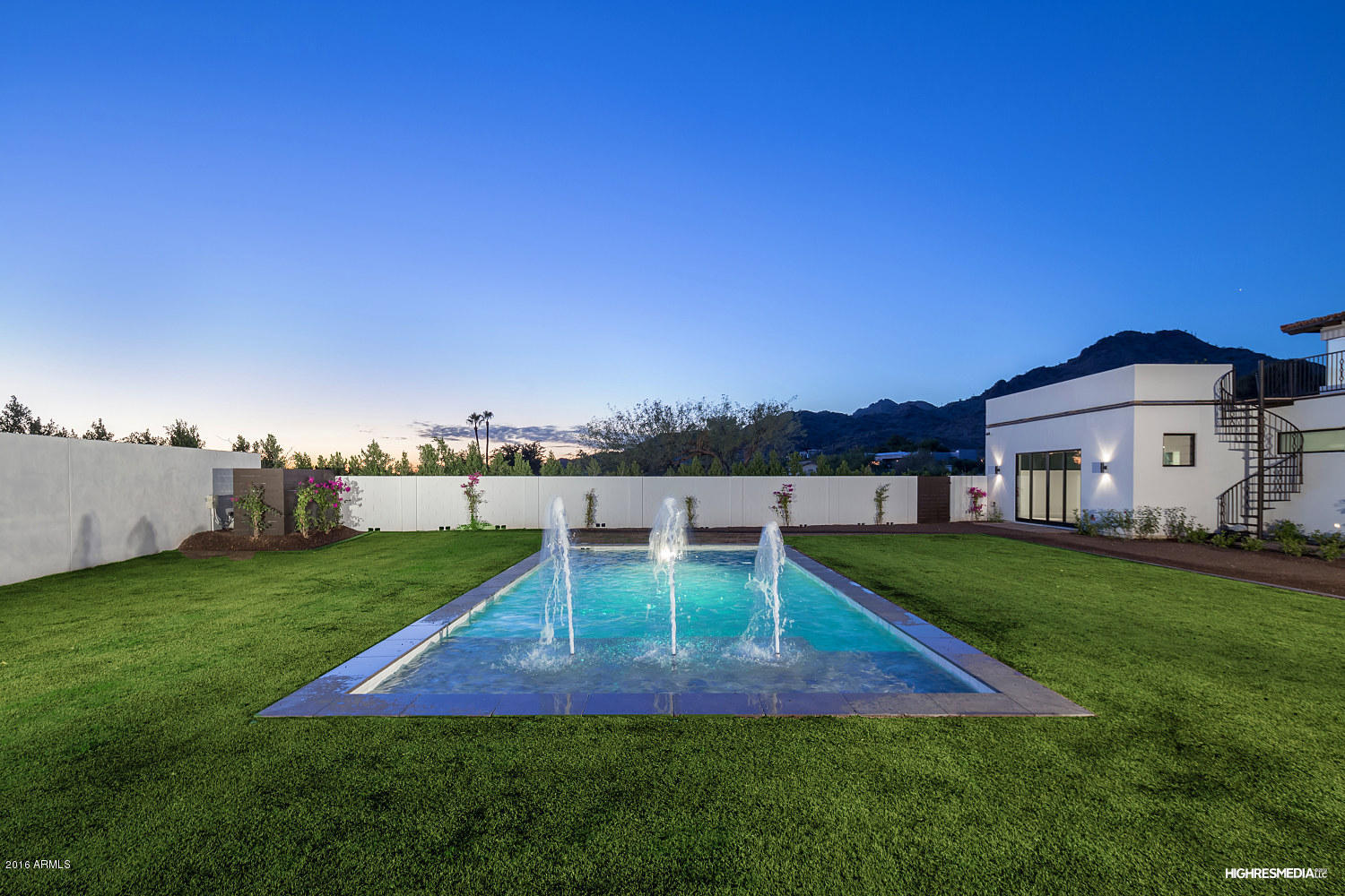 LINCOLN HEIGHTS - Residential