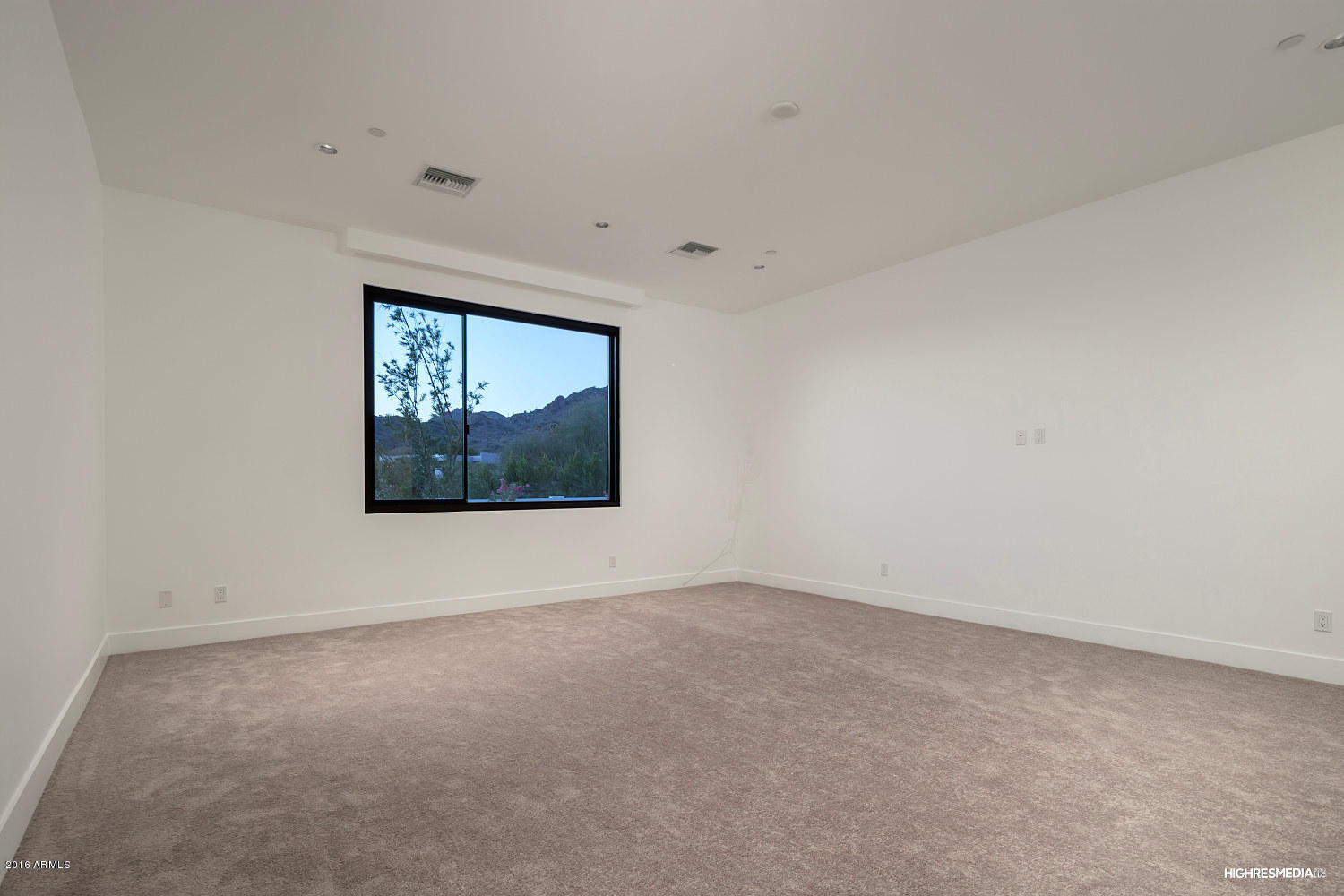 LINCOLN HEIGHTS - Residential