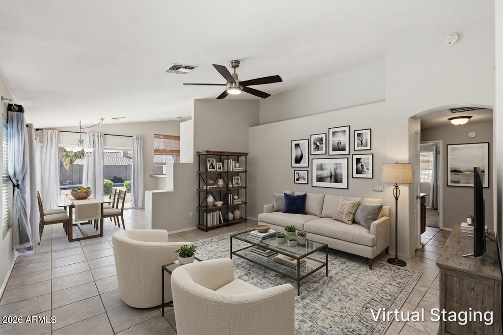 Photo of 4319 E Tether Trail, Phoenix, AZ 85050 (MLS # 7092165)
