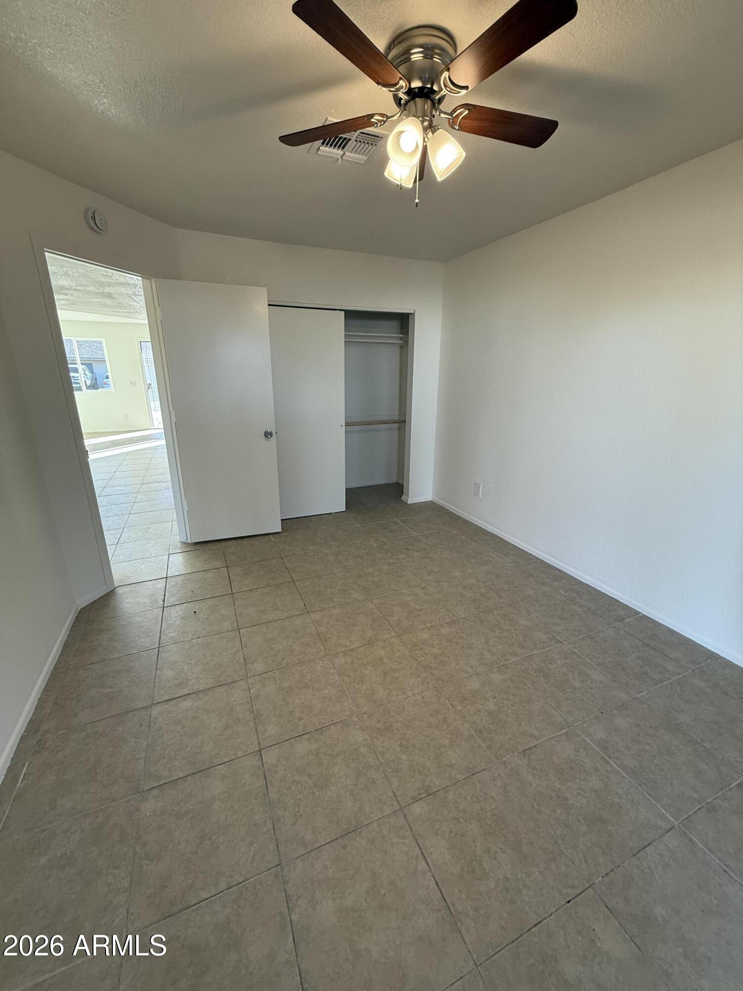 PALM SPRINGS UNIT 15 - Residential Income