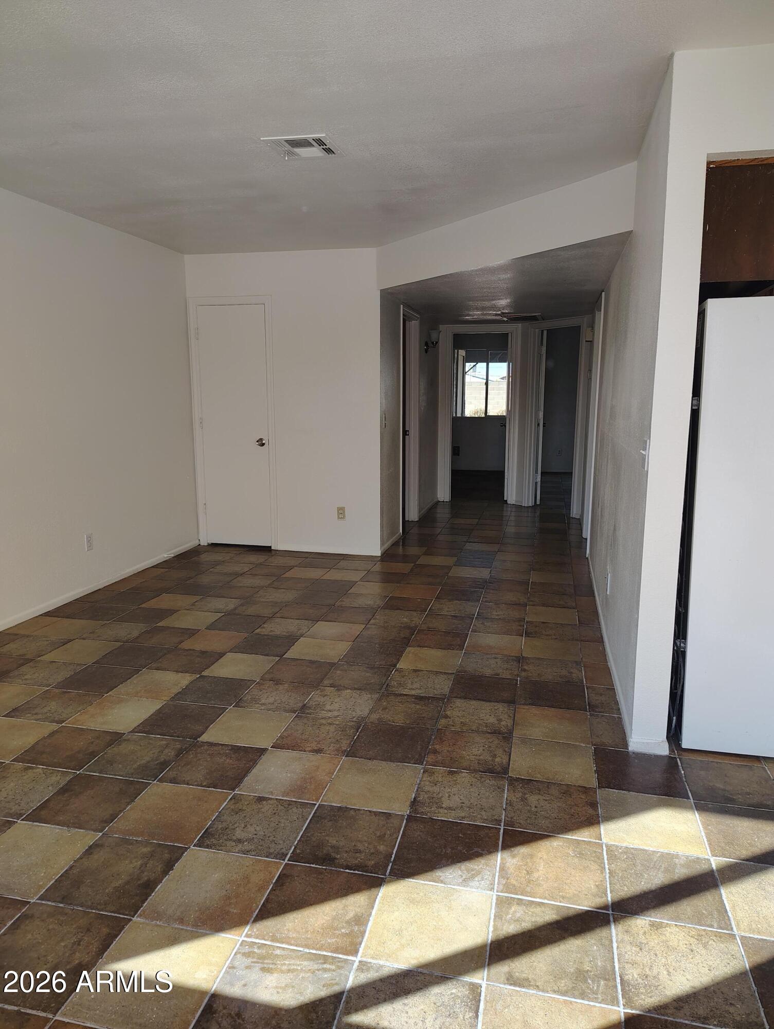 PALM SPRINGS UNIT 15 - Residential Income