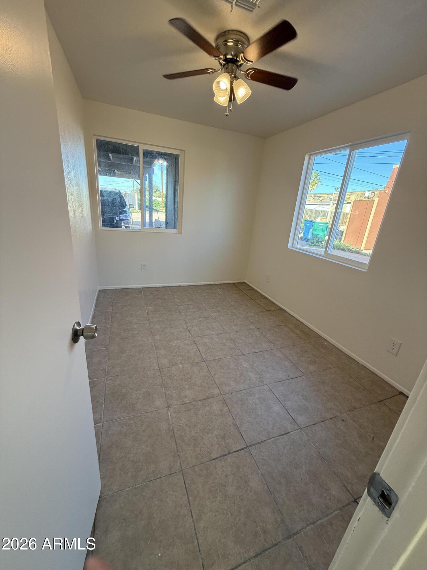 PALM SPRINGS UNIT 15 - Residential Income