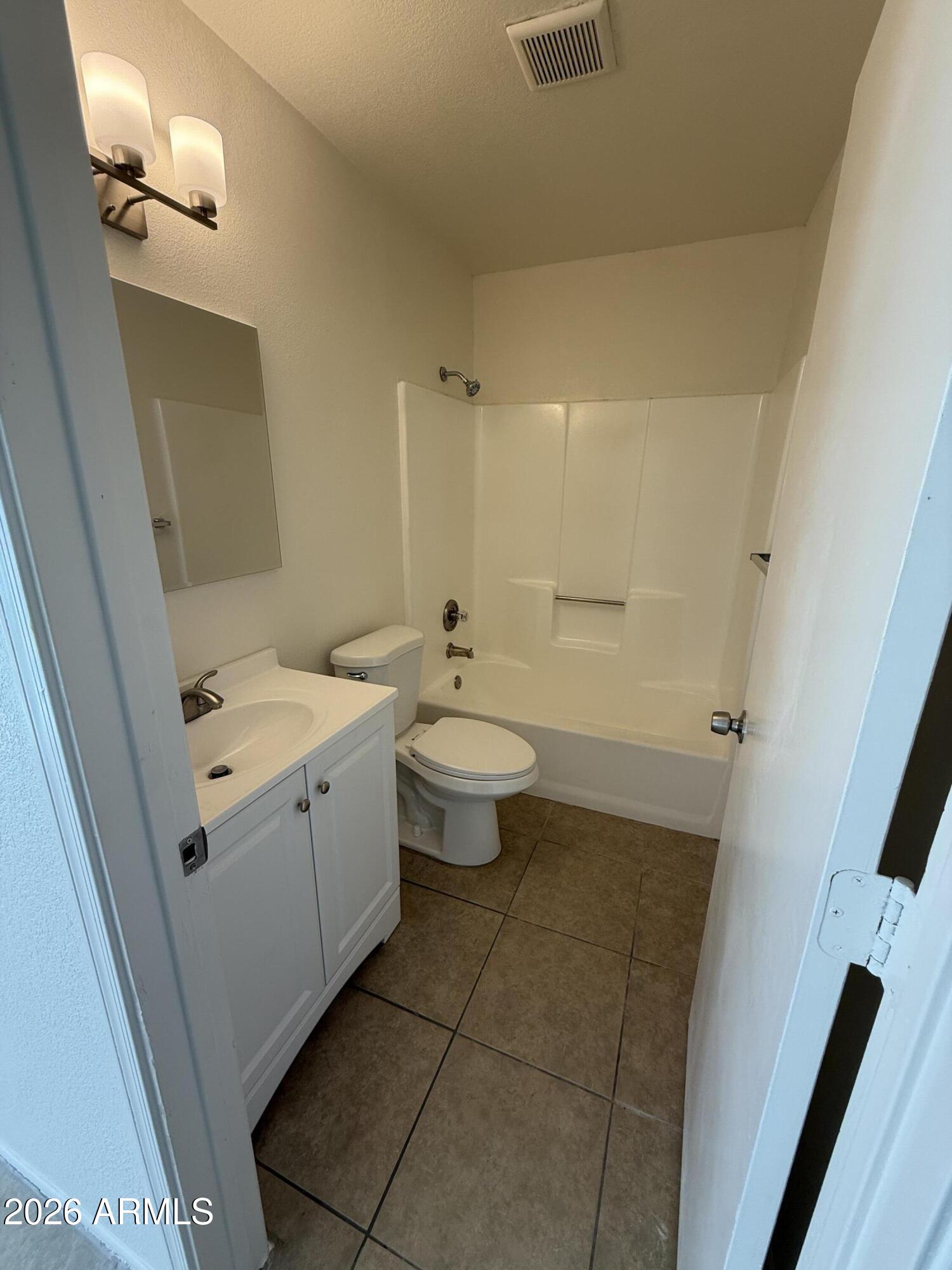 PALM SPRINGS UNIT 15 - Residential Income