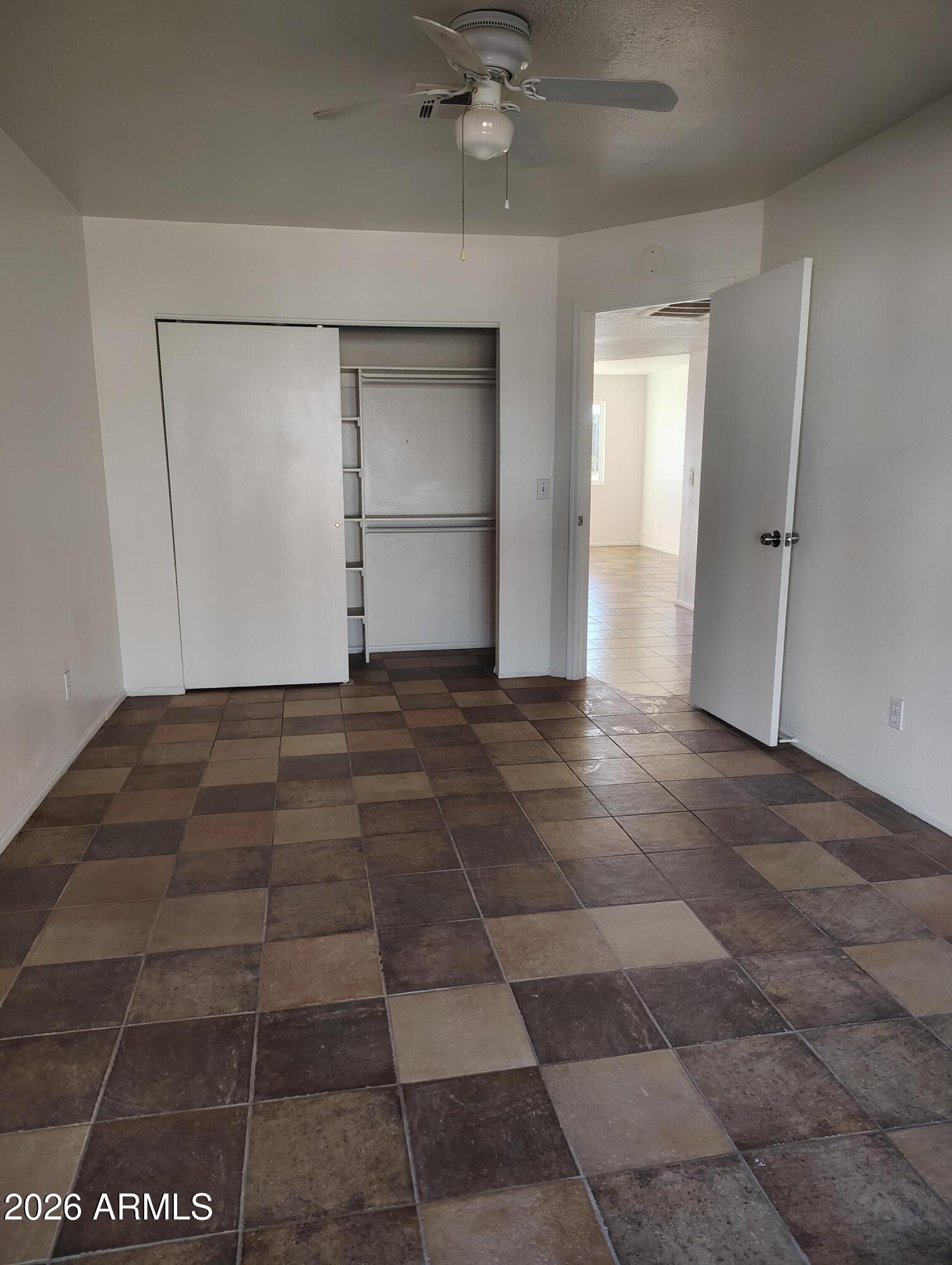 PALM SPRINGS UNIT 15 - Residential Income