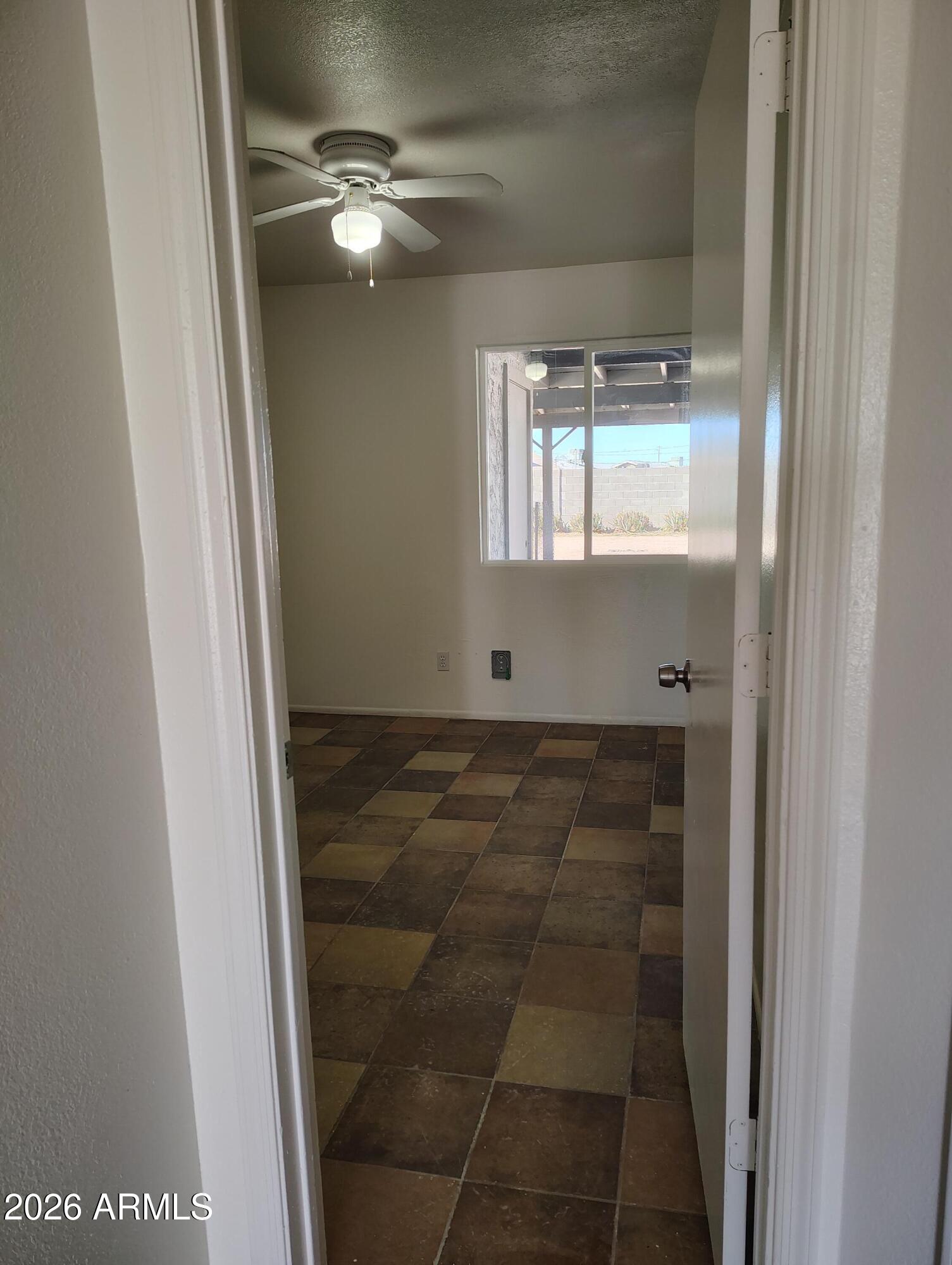 PALM SPRINGS UNIT 15 - Residential Income