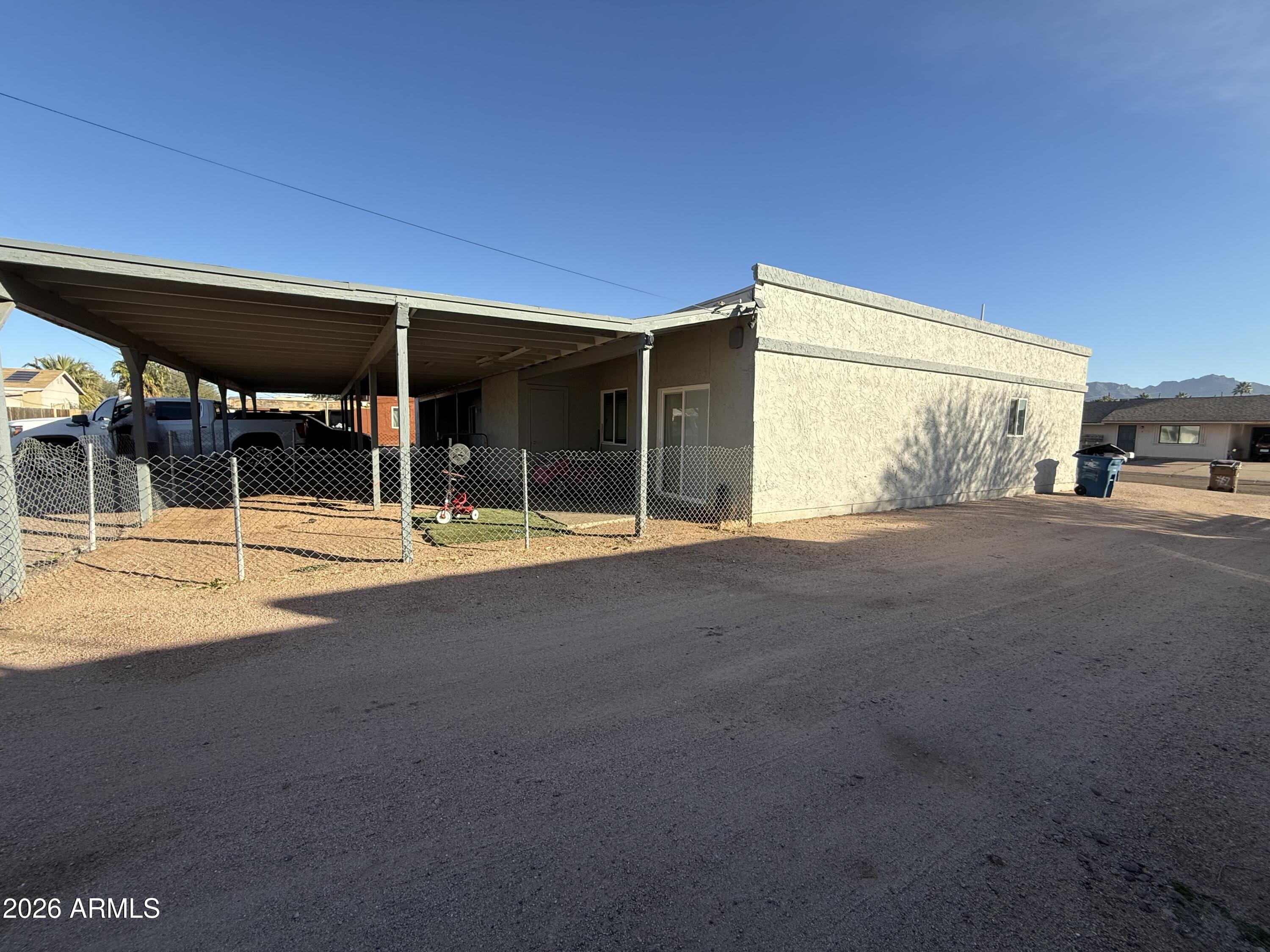 PALM SPRINGS UNIT 15 - Residential Income