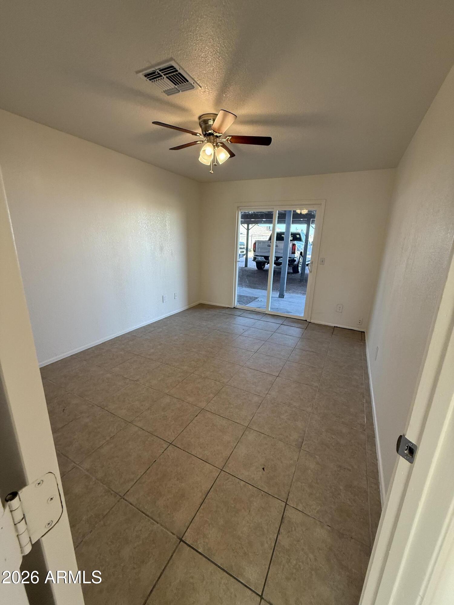 PALM SPRINGS UNIT 15 - Residential Income